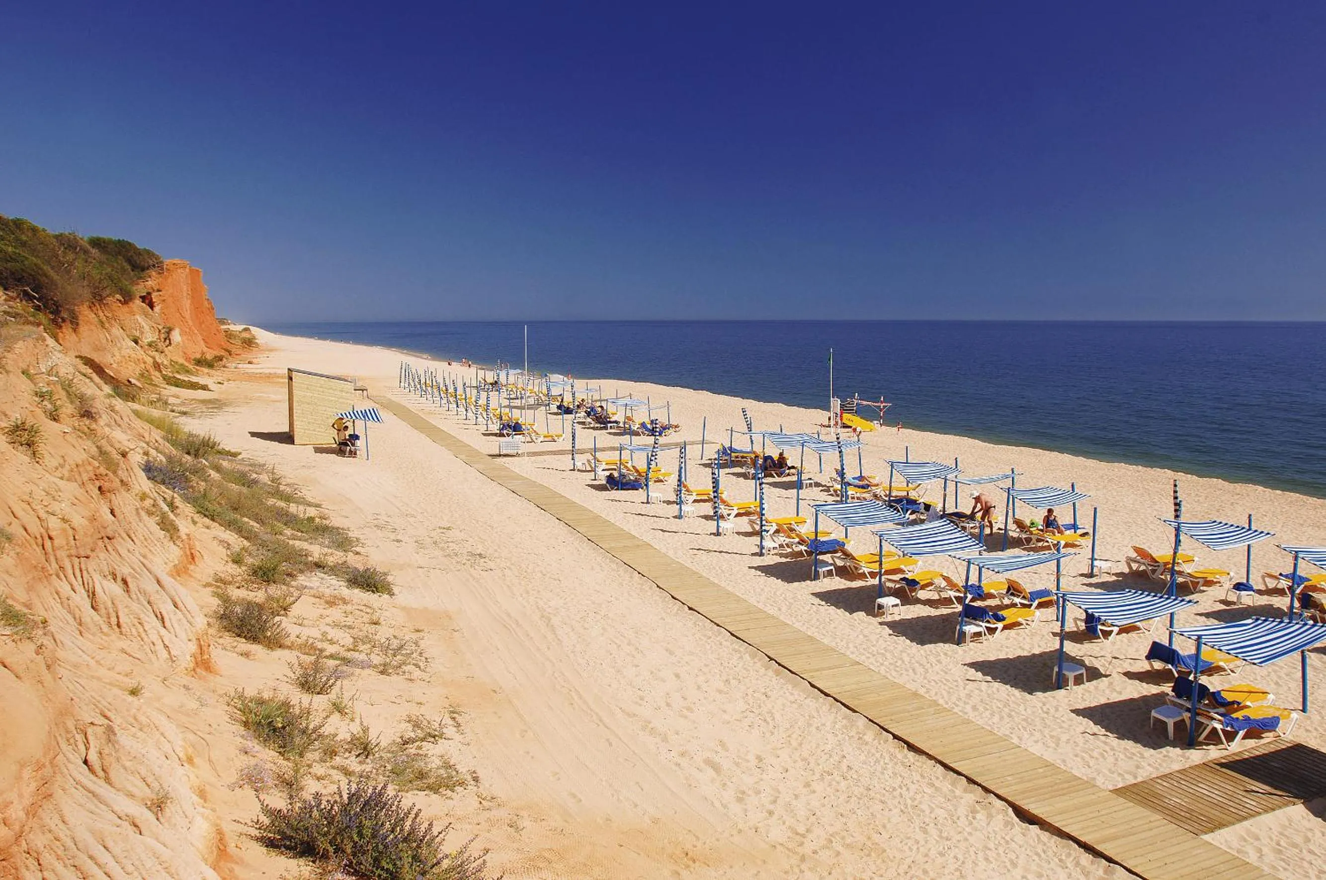 Beach in Dona Filipa Hotel