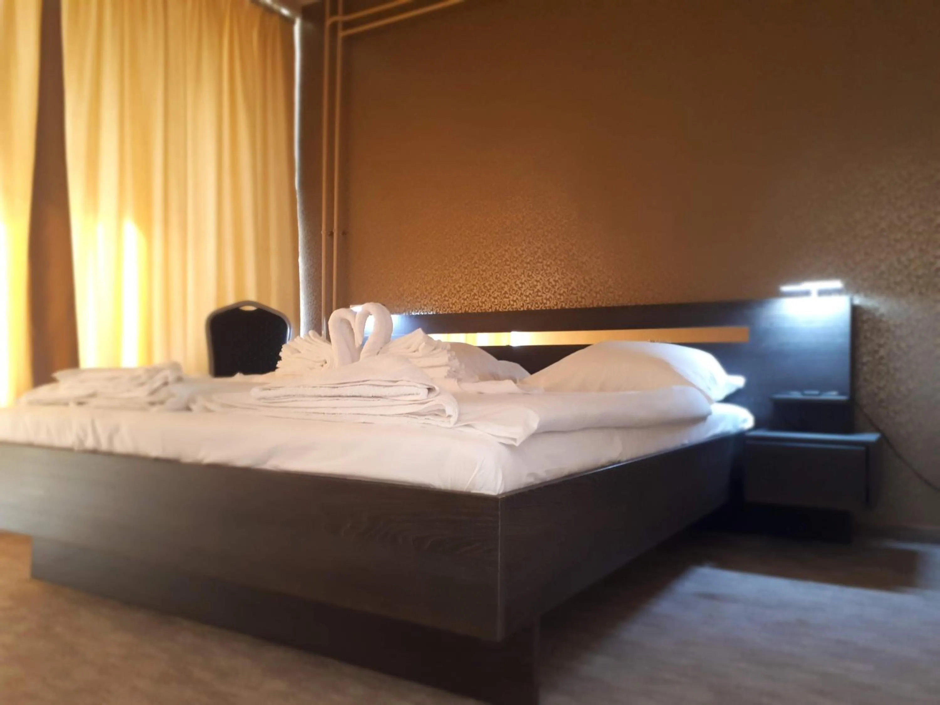 Bed in Hotel Korona