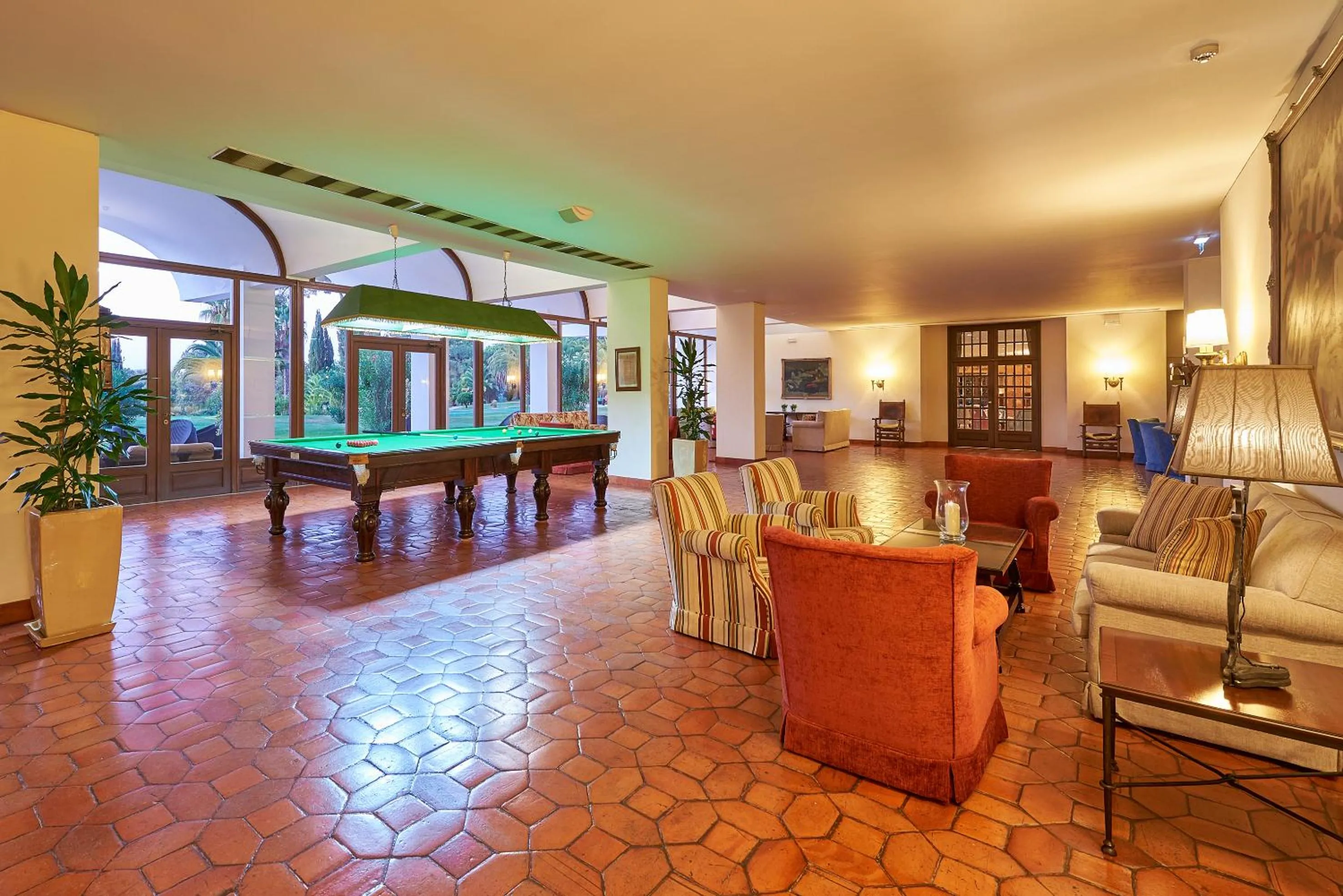 Communal lounge/ TV room in Penina Hotel & Golf Resort