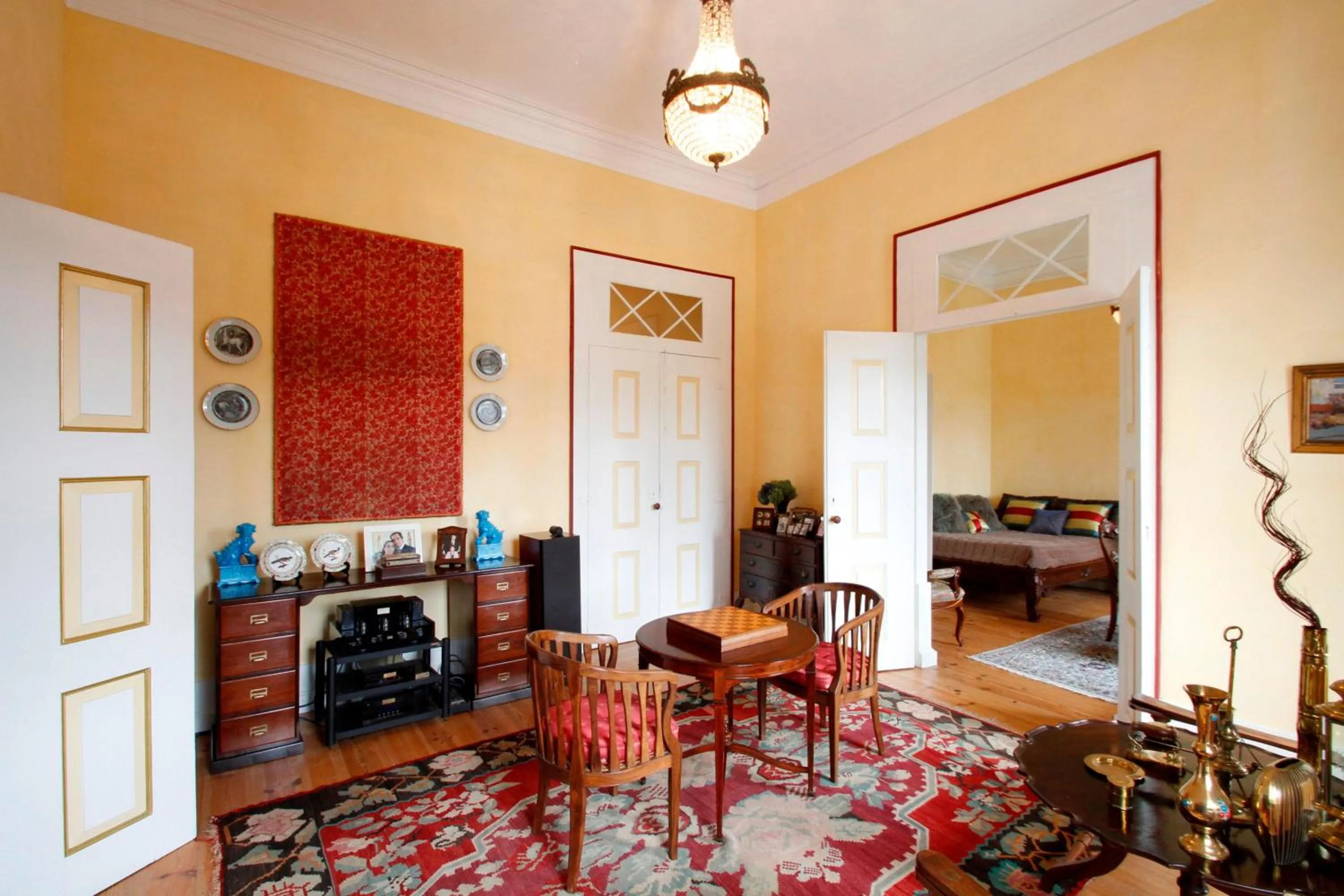 Communal lounge/ TV room in Casa de Mogofores