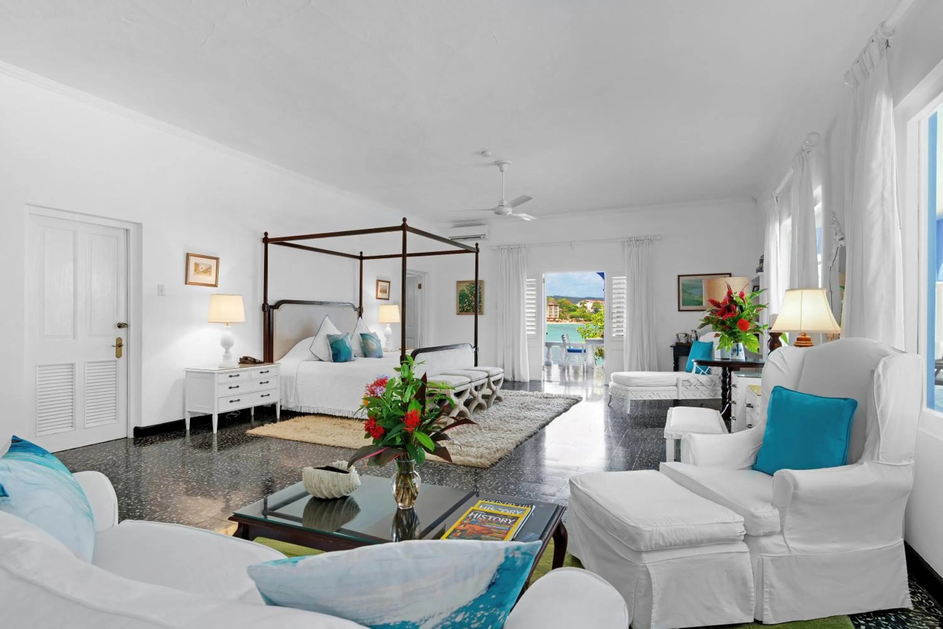 Bedroom in Jamaica Inn