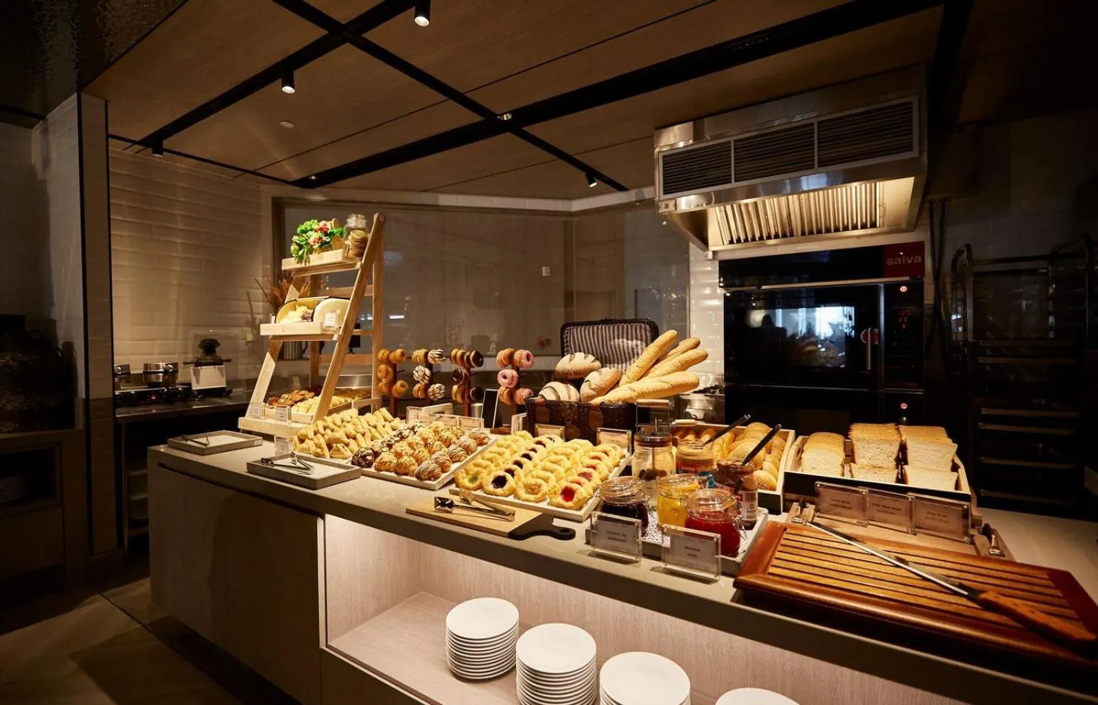 Breakfast in Grande Centre Point Pattaya