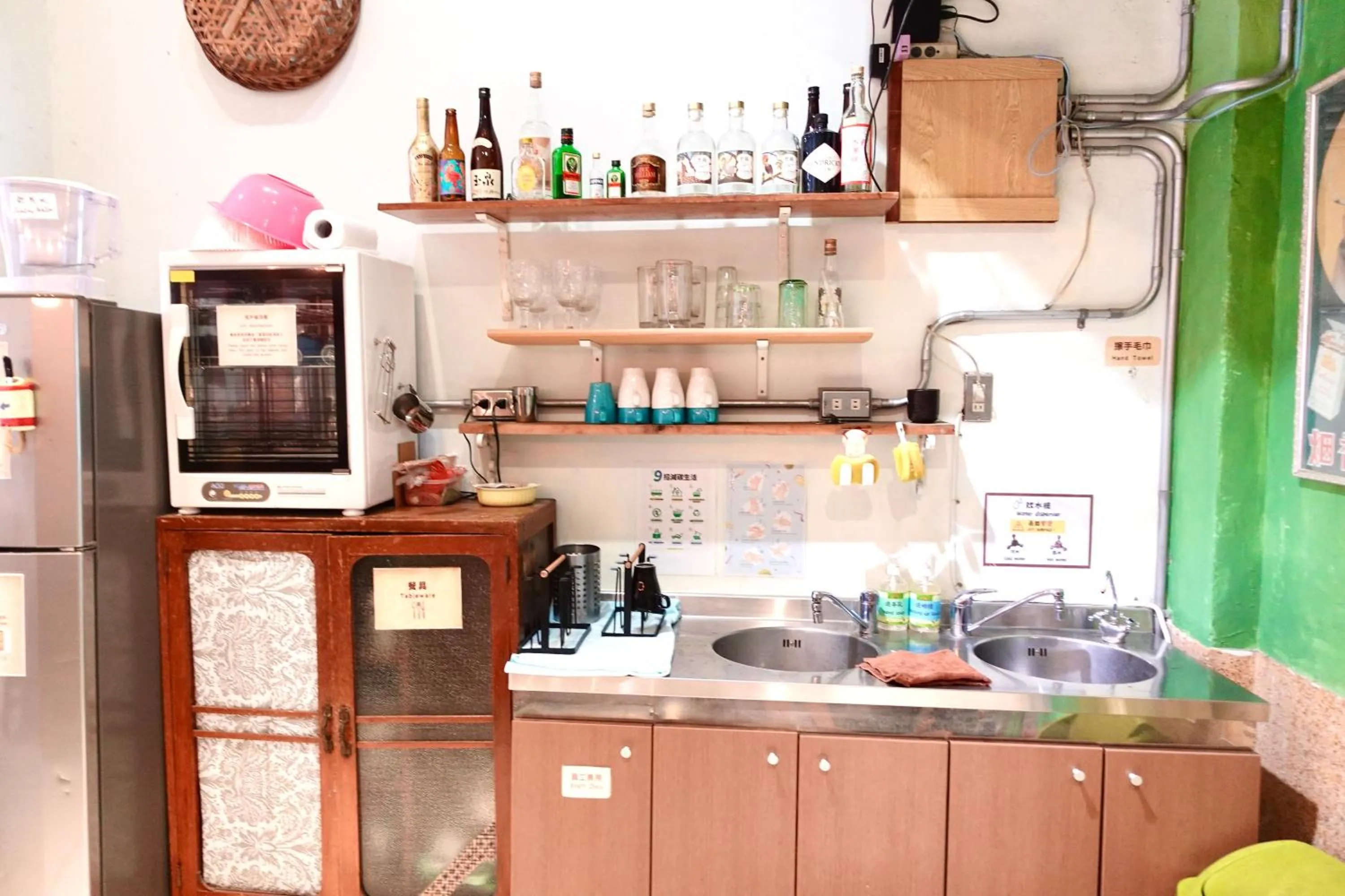Kitchen or kitchenette in Fuqi Hostel - Yuanqi
