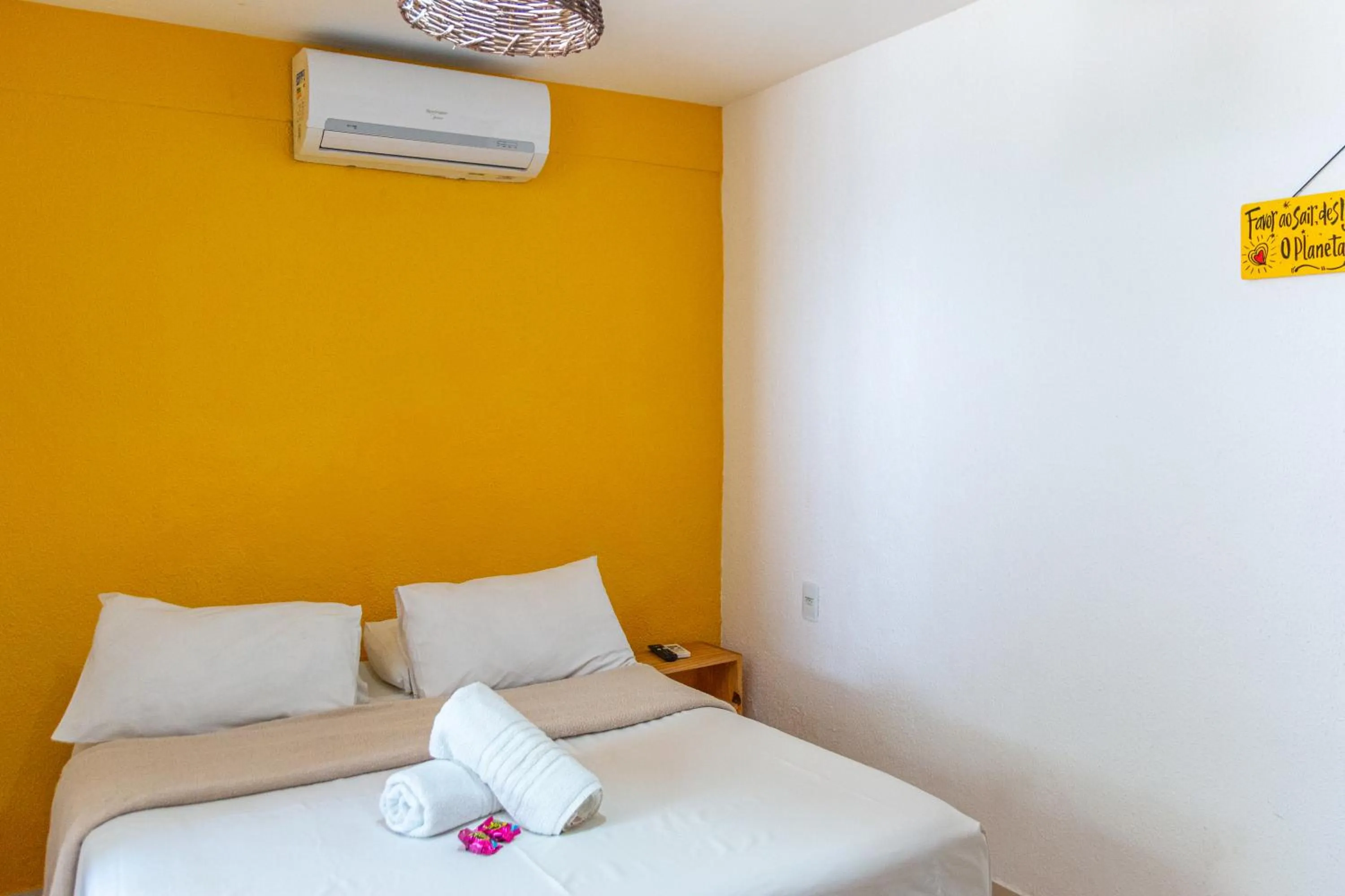 Bedroom, Bed in Pousada La Bella Luna