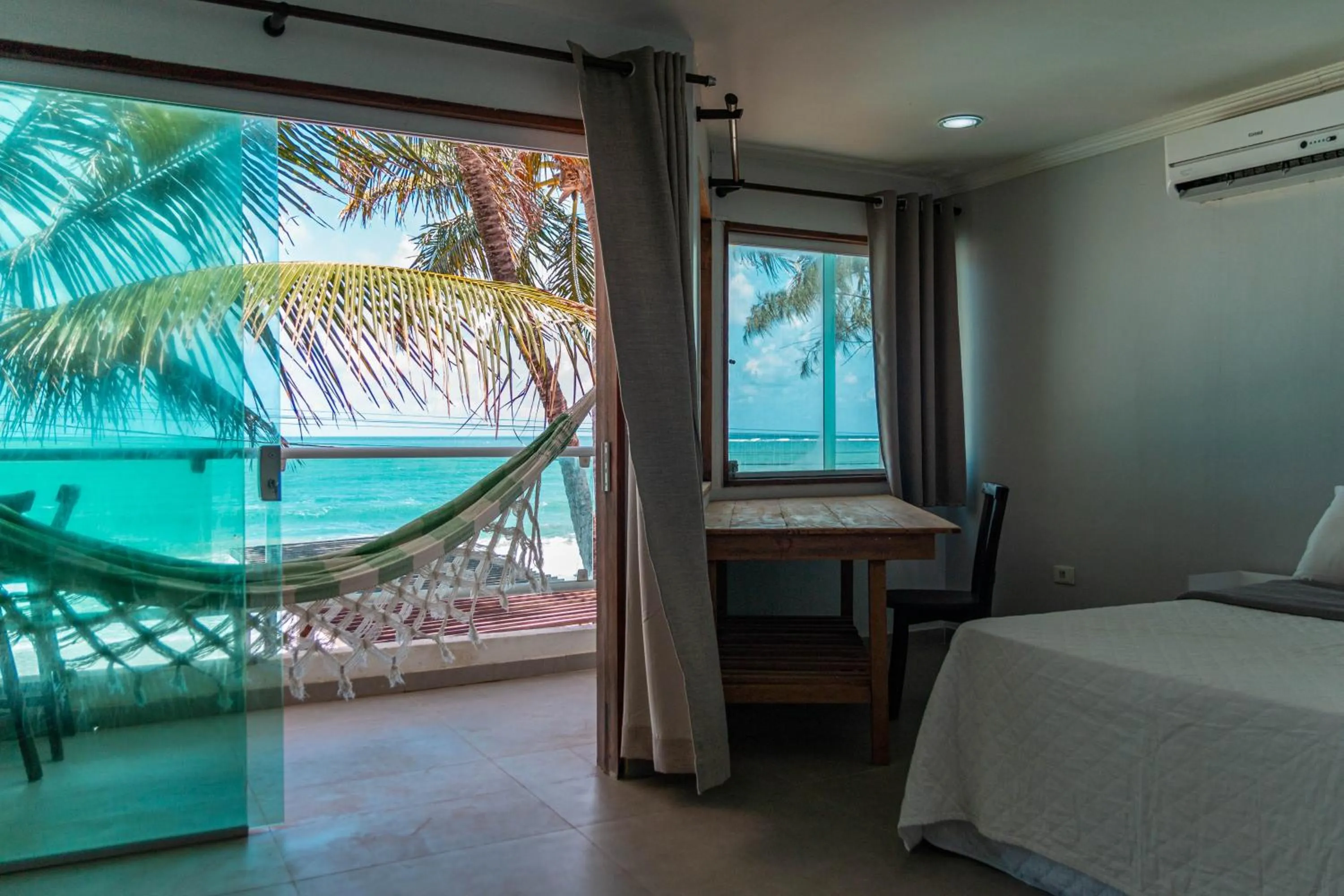 Photo of the whole room, Bed in Pousada La Bella Luna