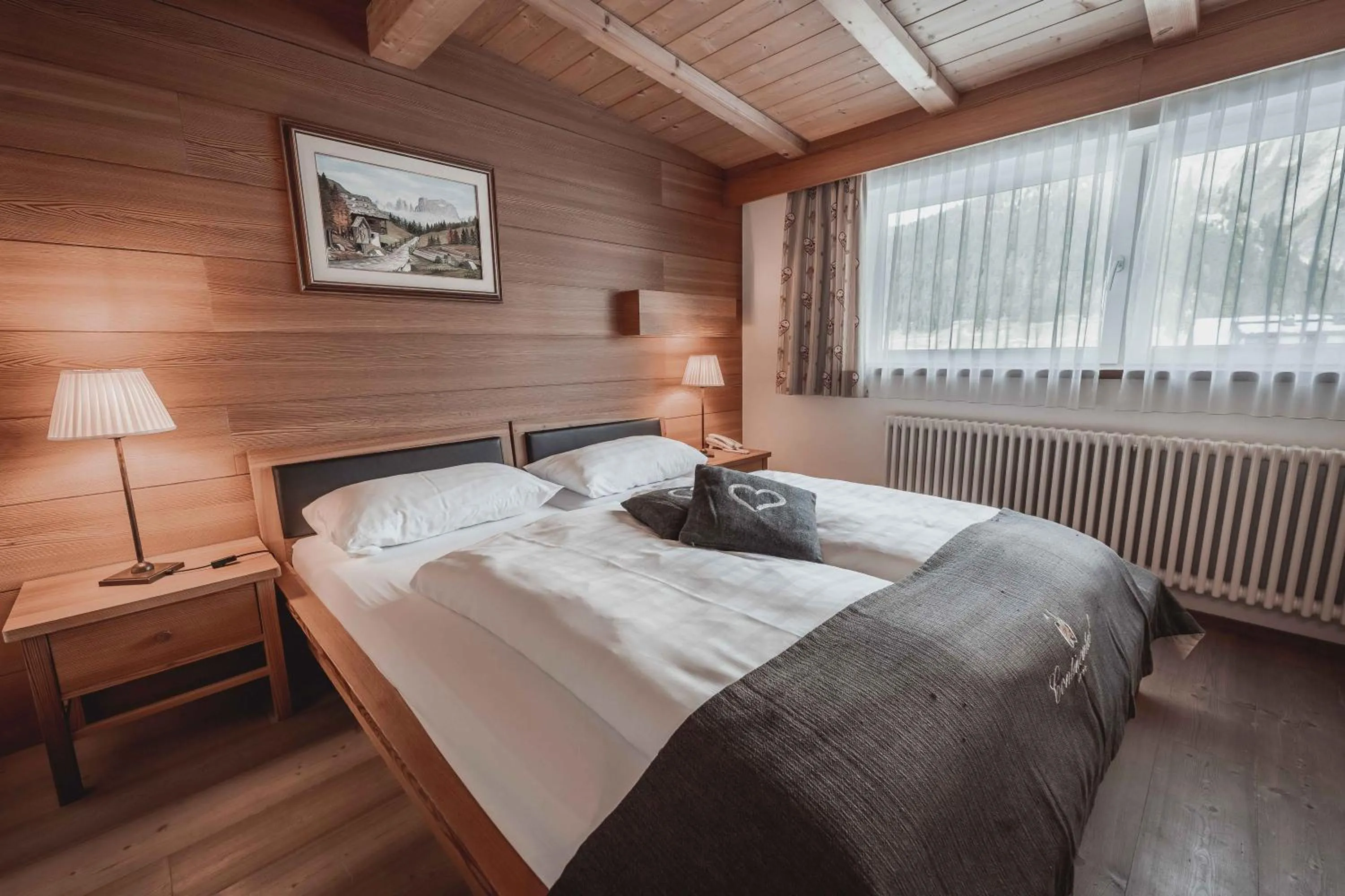 Bedroom, Bed in Hotel Continental Dolomites