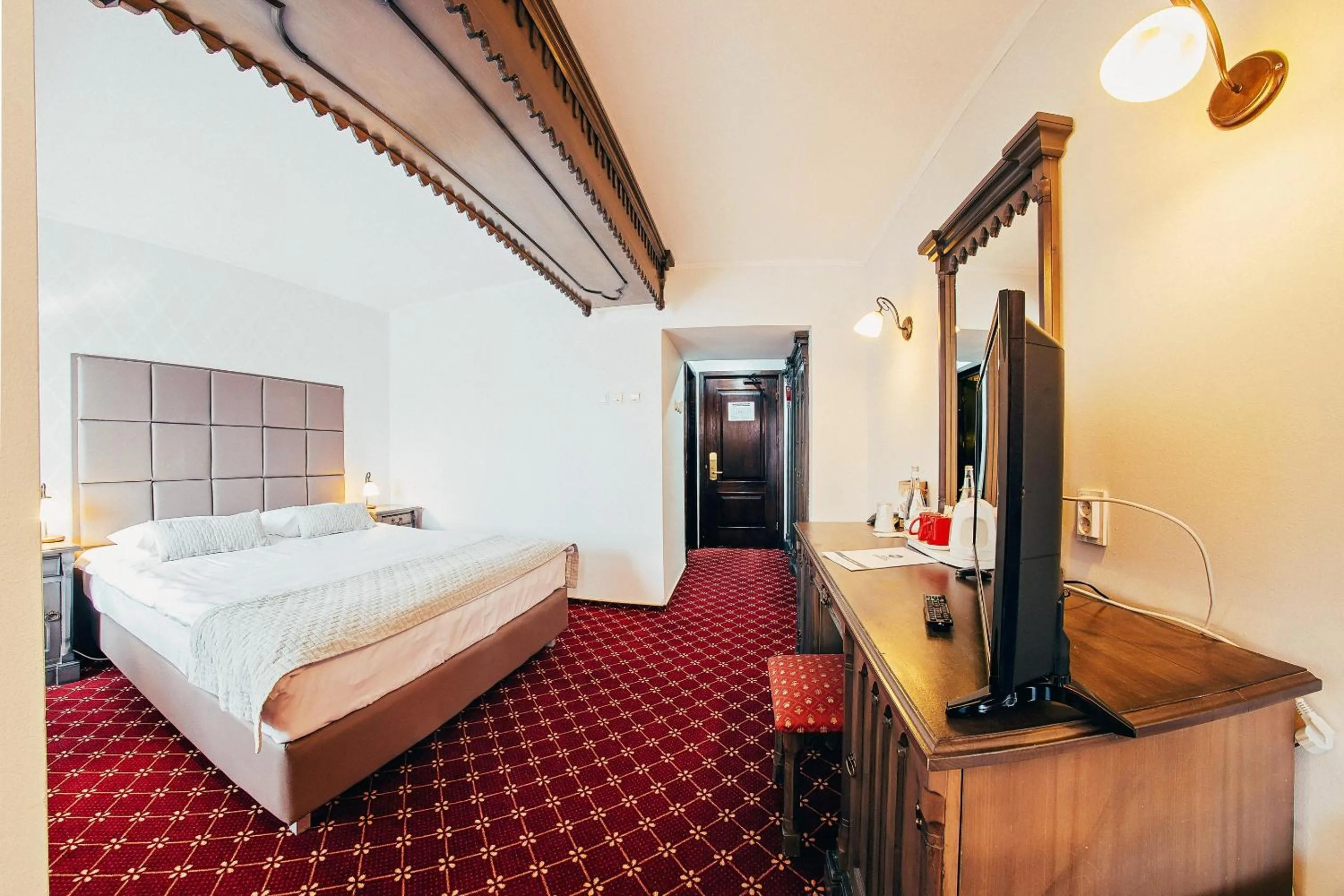 Bedroom, Bed in Hotel Best Western Bucovina