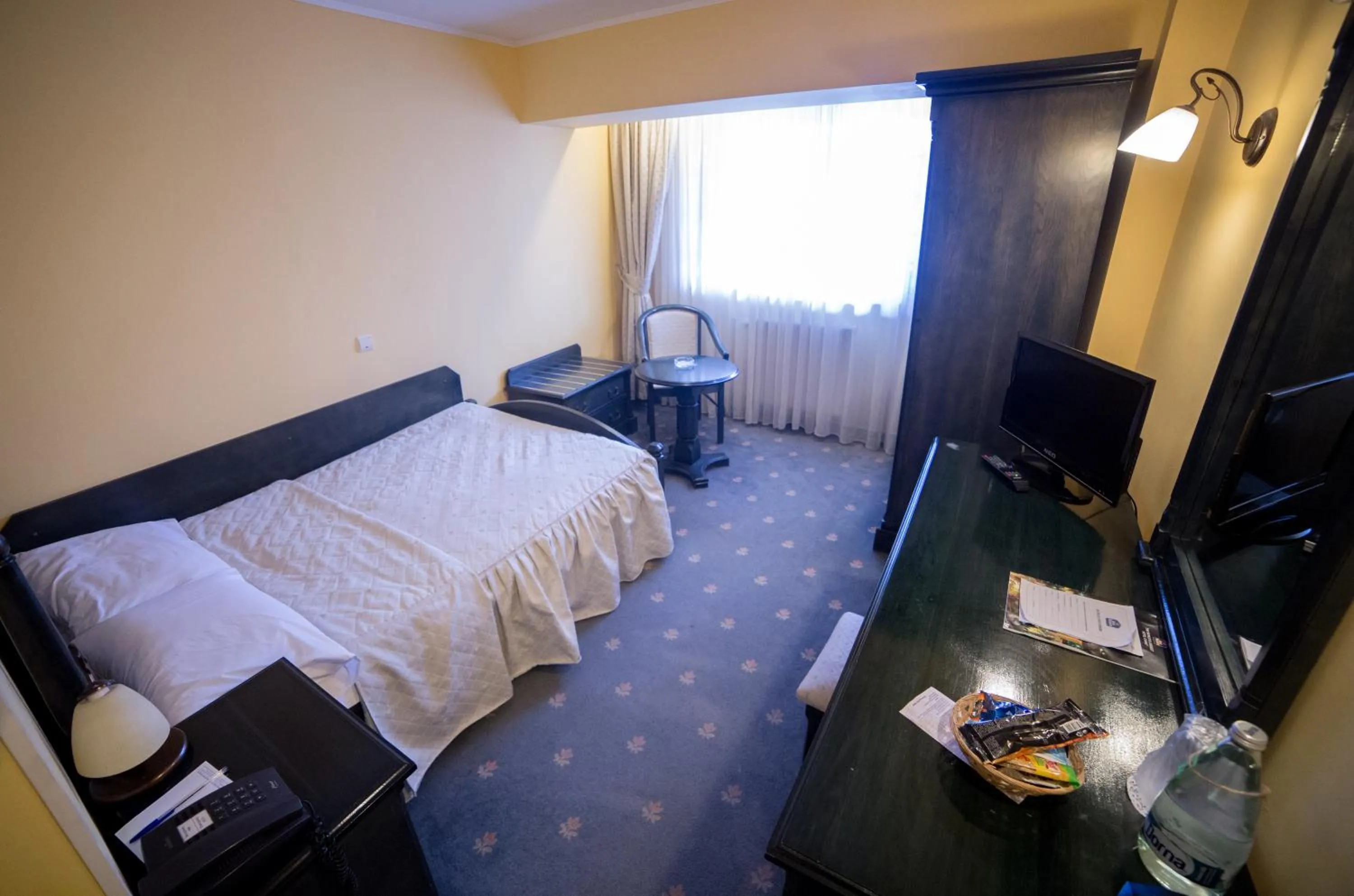 Bedroom, Bed in Hotel Best Western Bucovina