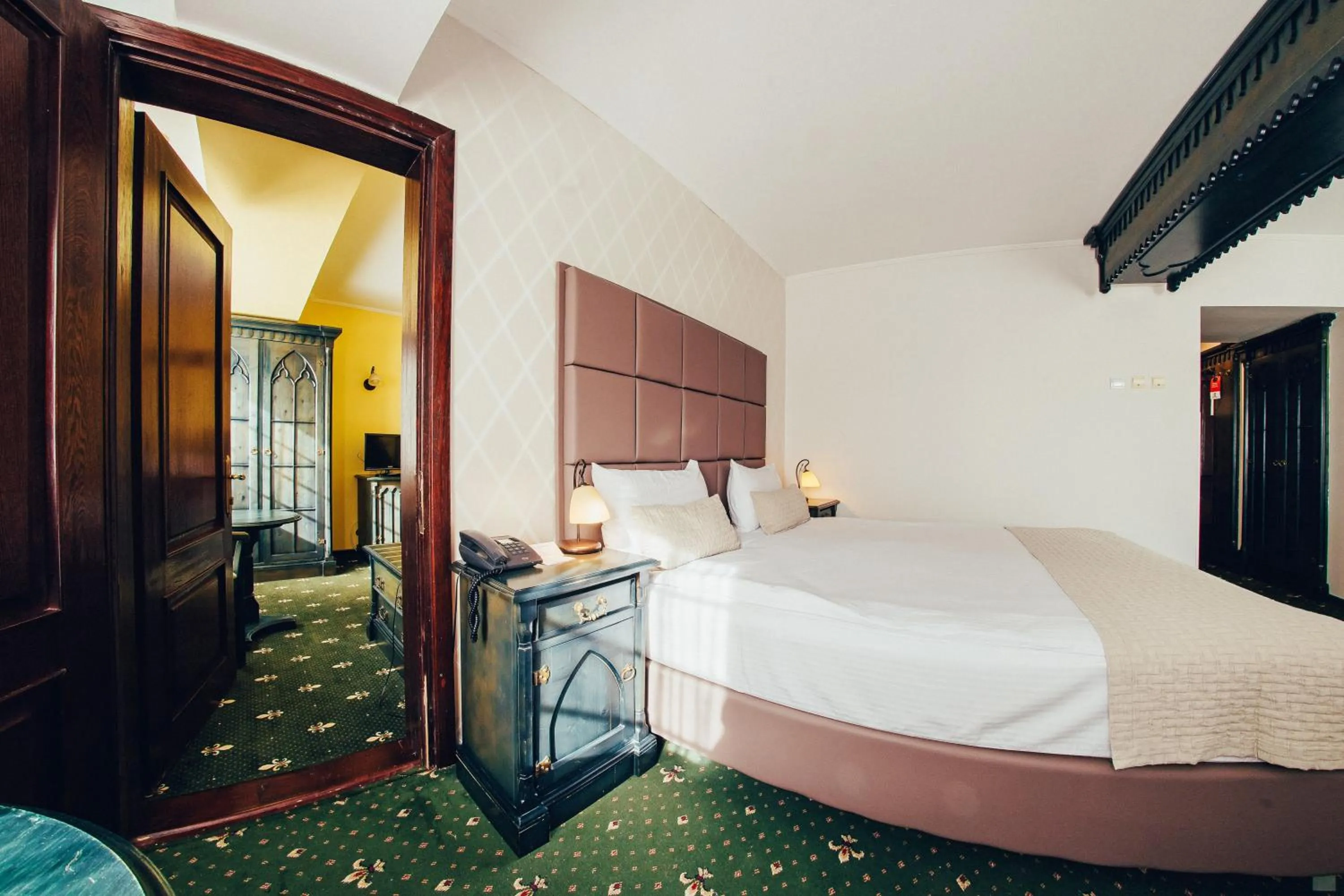 Bed in Hotel Best Western Bucovina