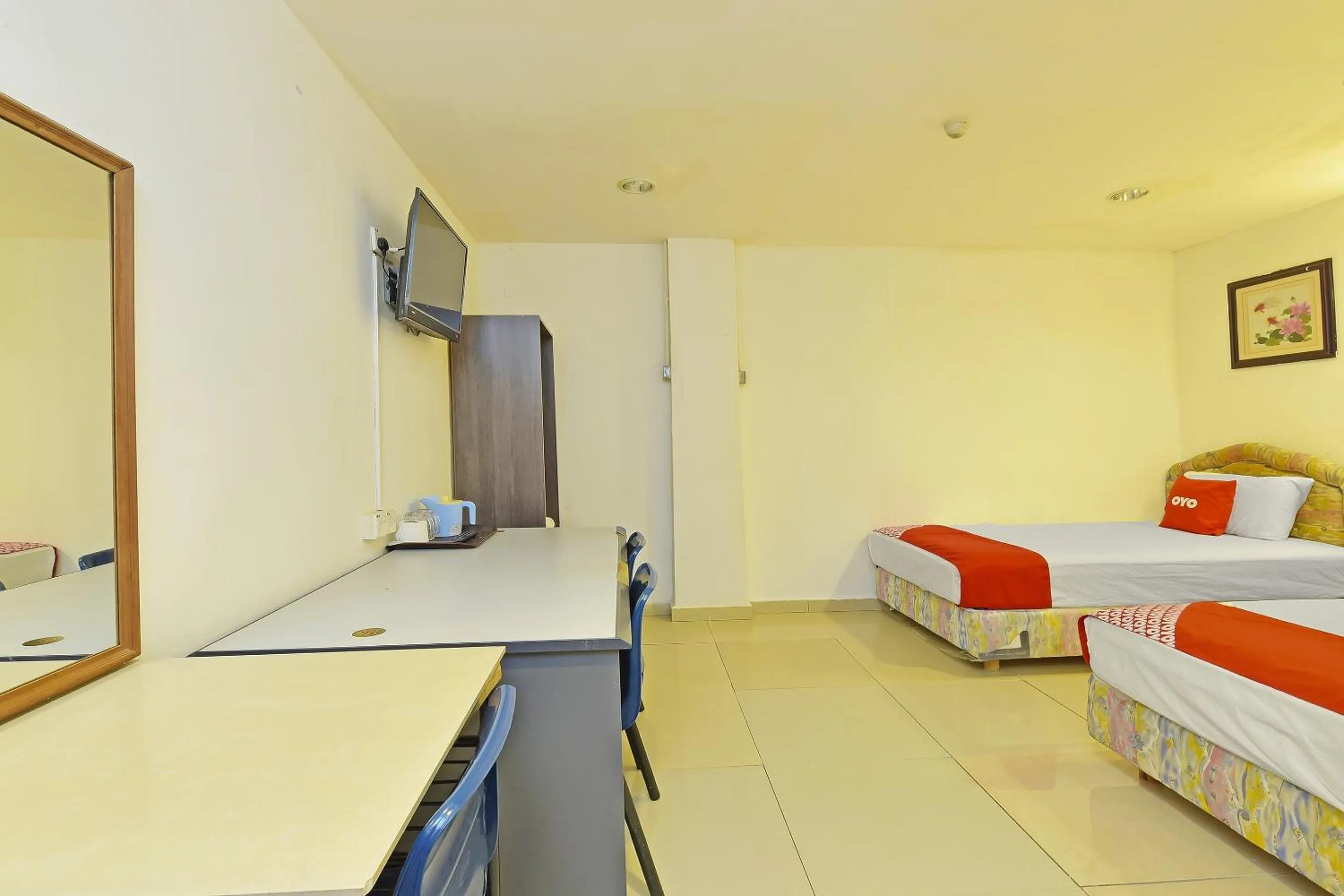 Bedroom, Bed in Hotel O Sam Huat Hotel