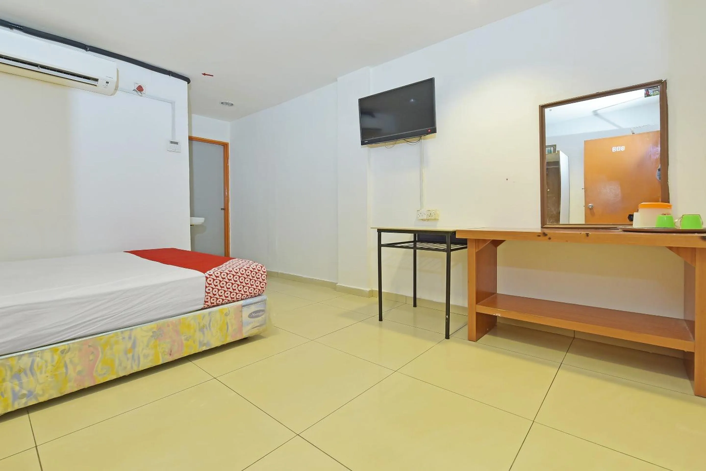 Bedroom, Bed in Hotel O Sam Huat Hotel