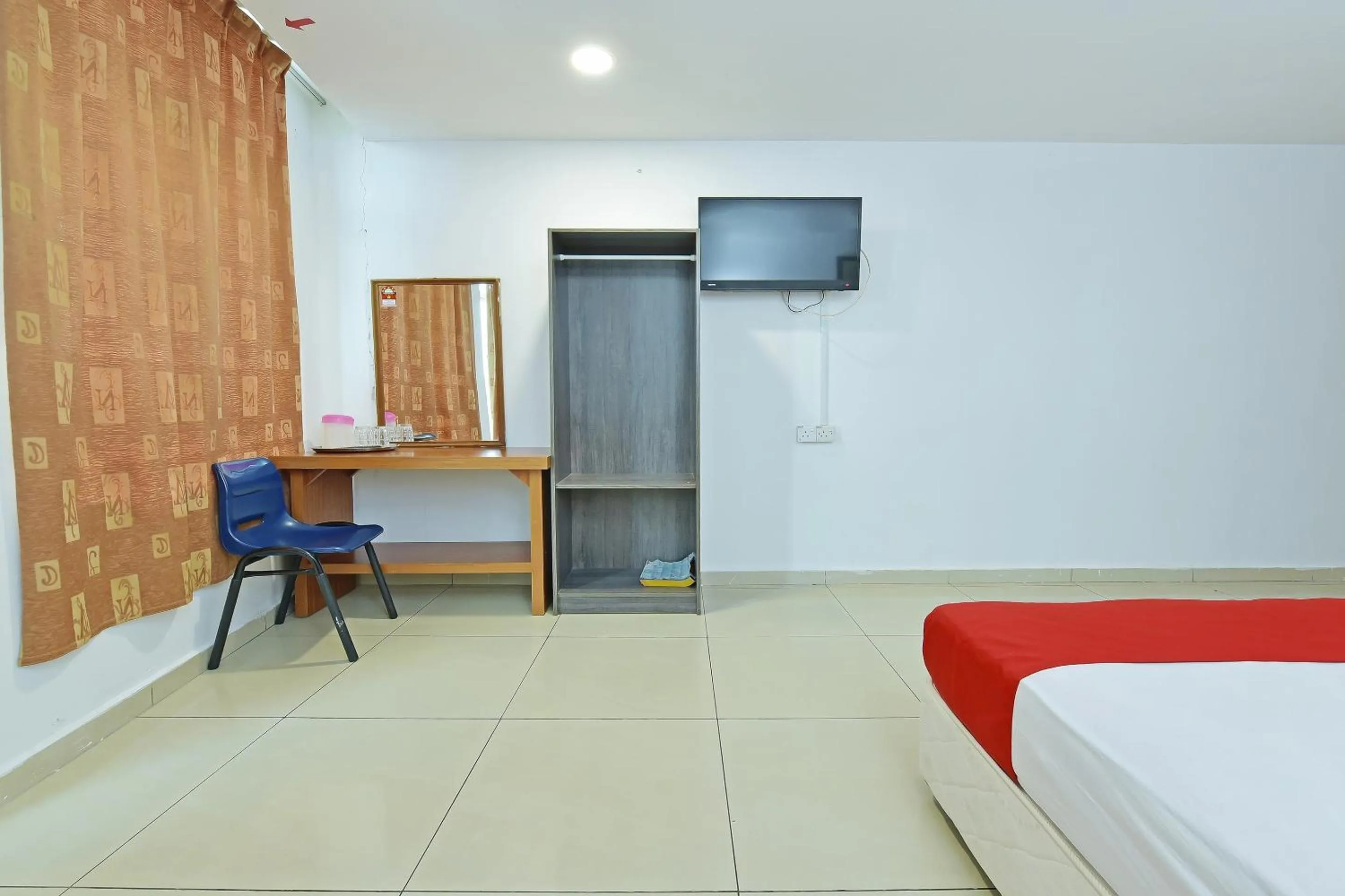 Bedroom, Bed in Hotel O Sam Huat Hotel