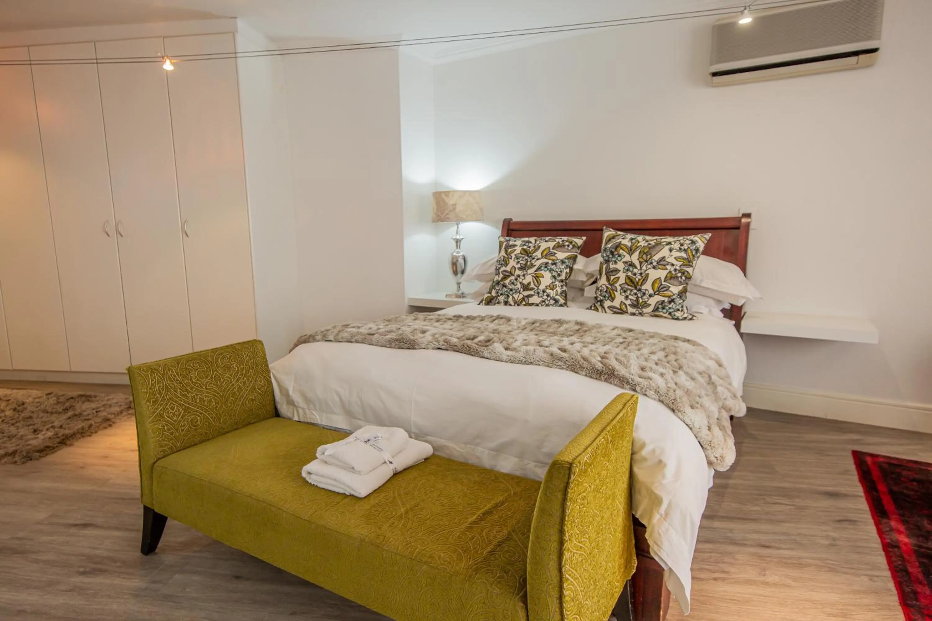 Bed in Belvedere Boutiqe Hotel