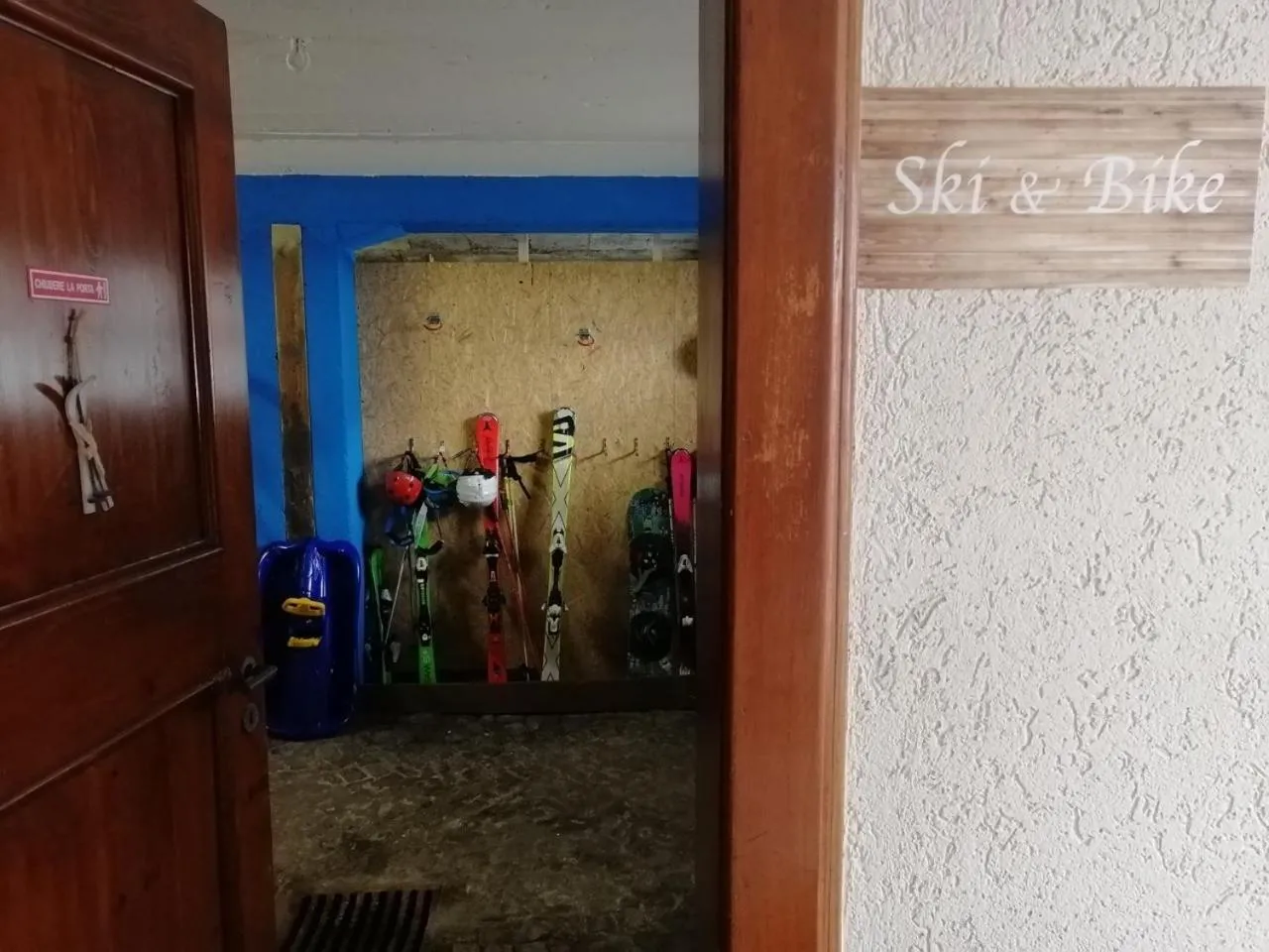 Skiing in Chalet Cuore delle Alpi