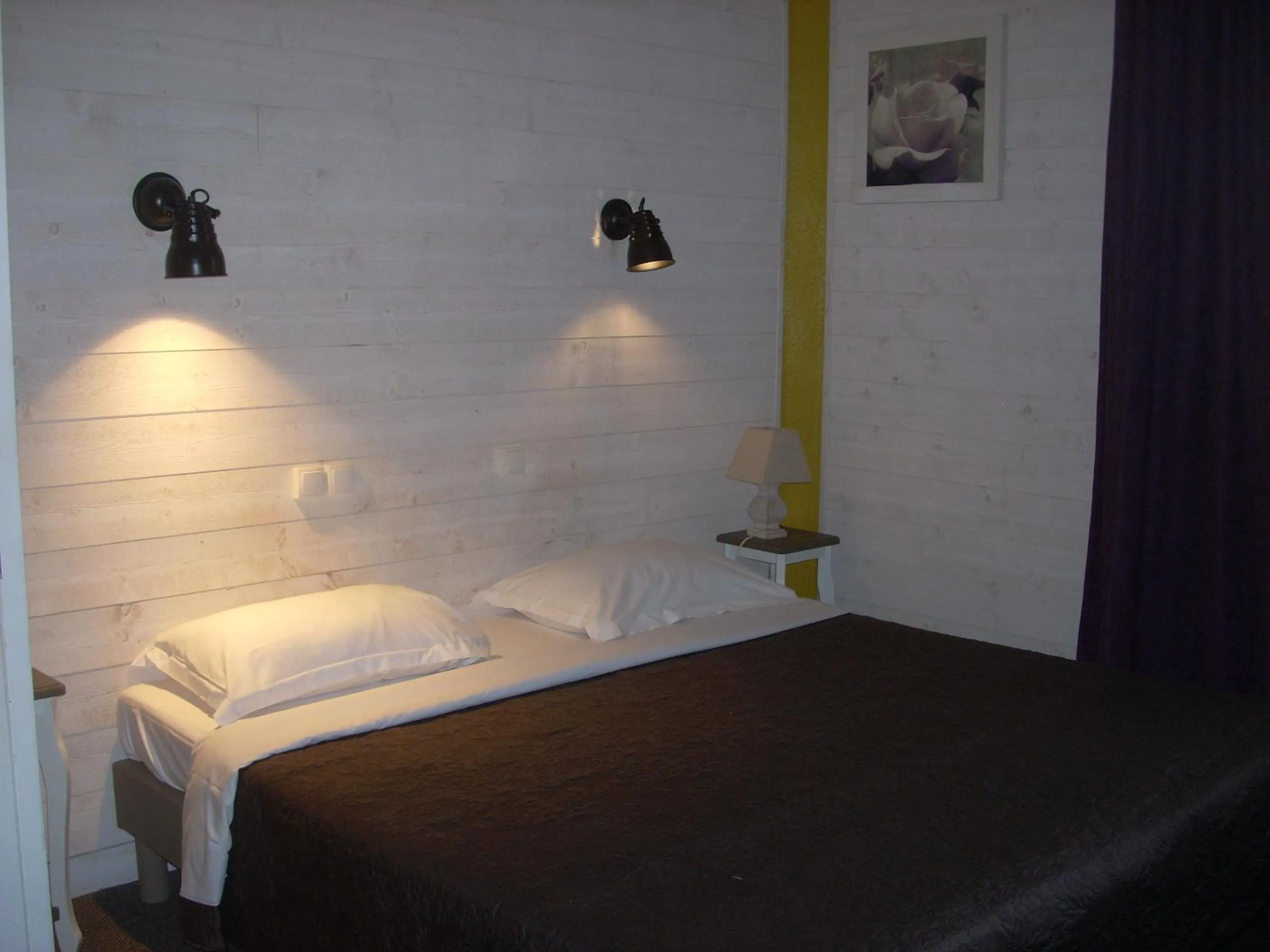 Bed in Hotel du Château