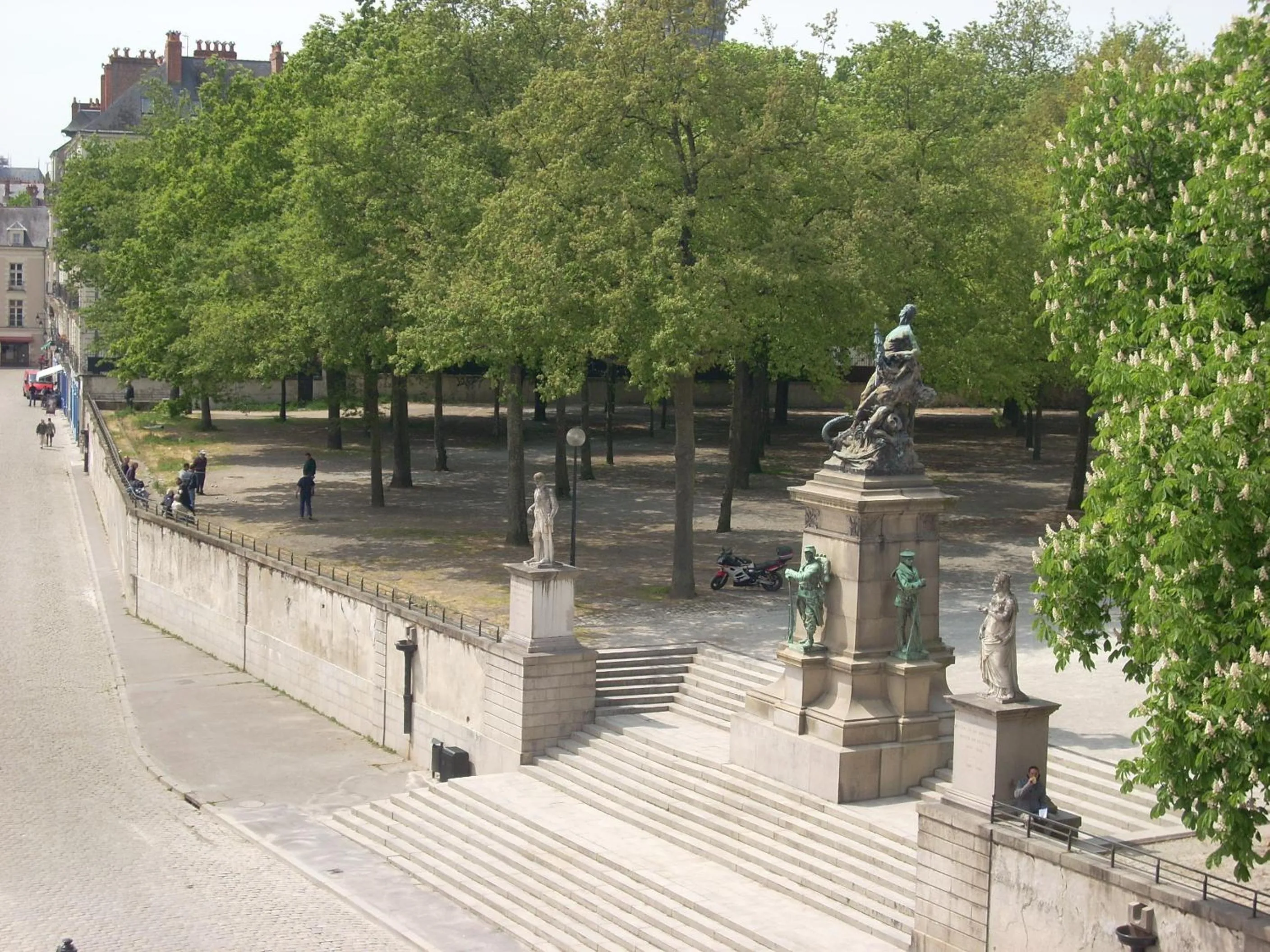 City view in Hotel du Château