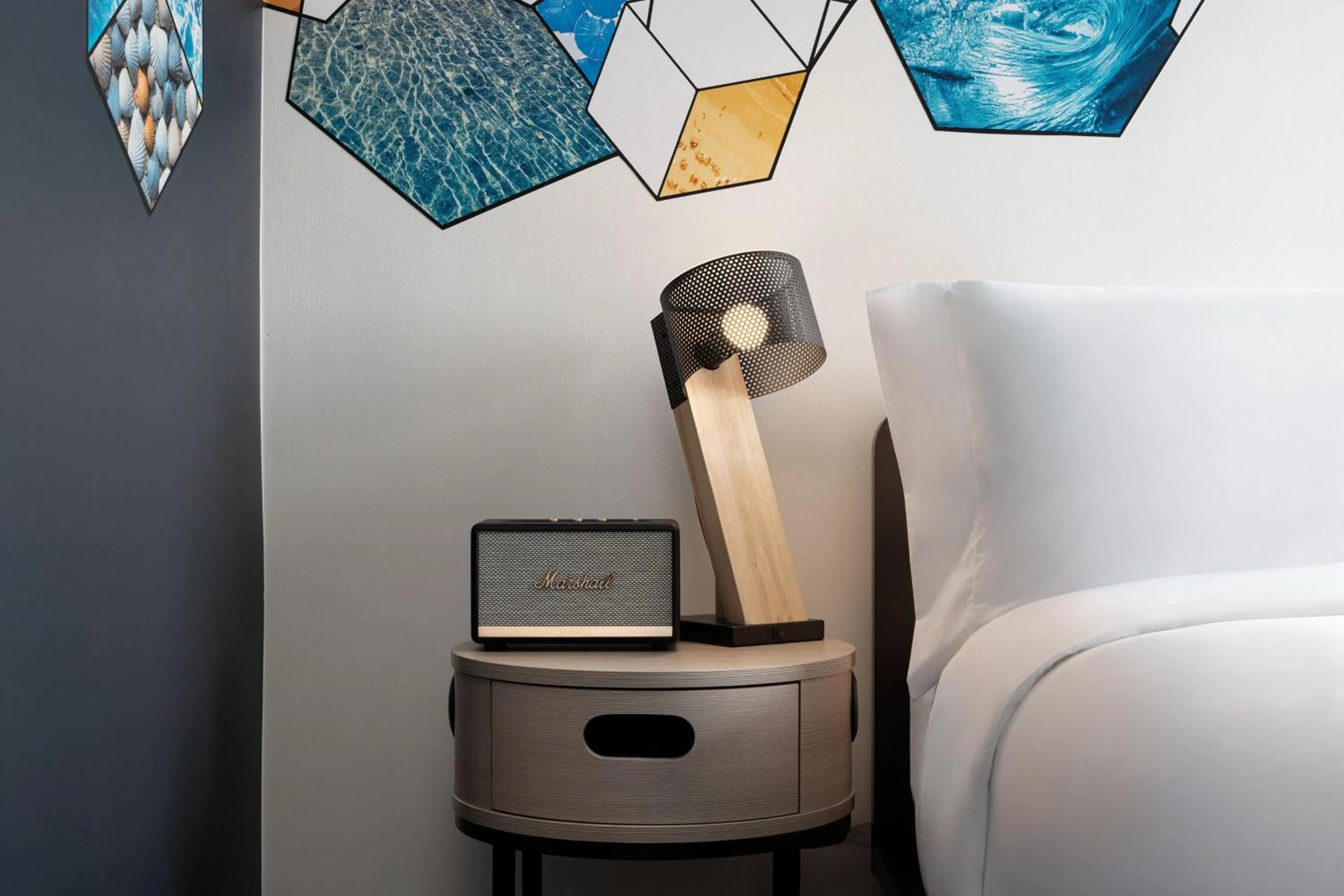 Other, Bed in Aloft Delray Beach