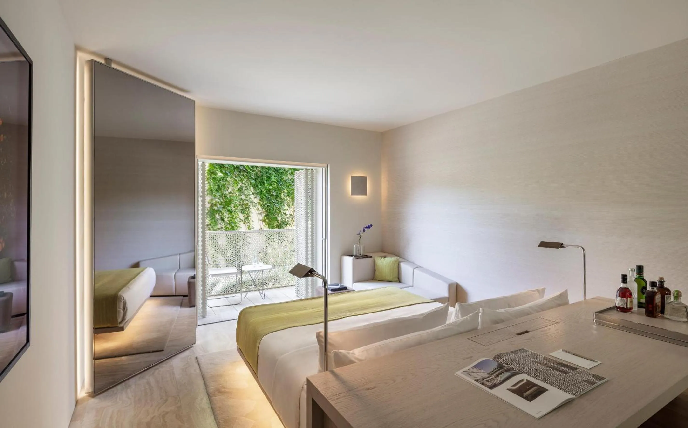 Bedroom, Bed in The Jaffa - Fattal Limited Edition