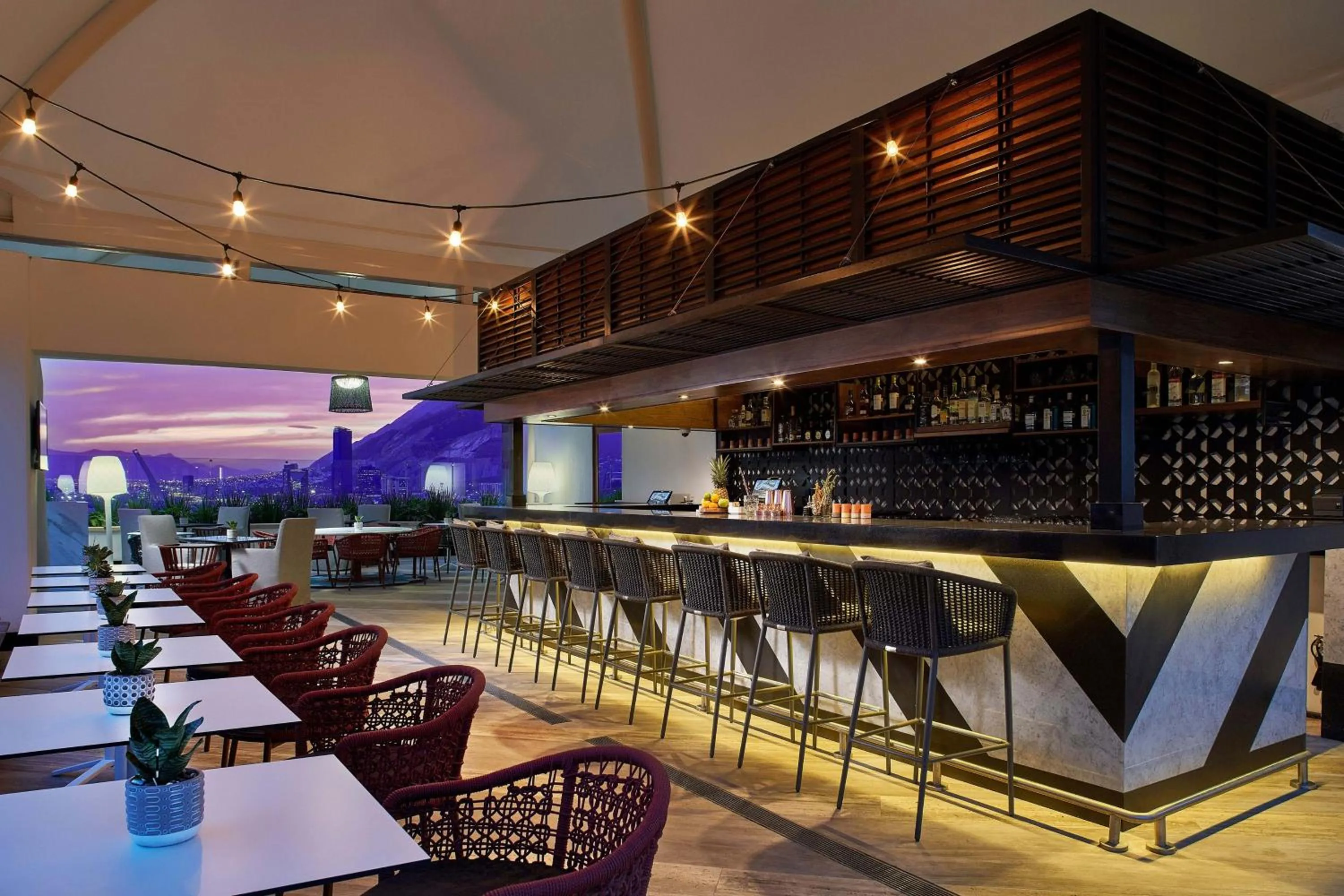 Restaurant/places to eat in The Westin Monterrey Valle