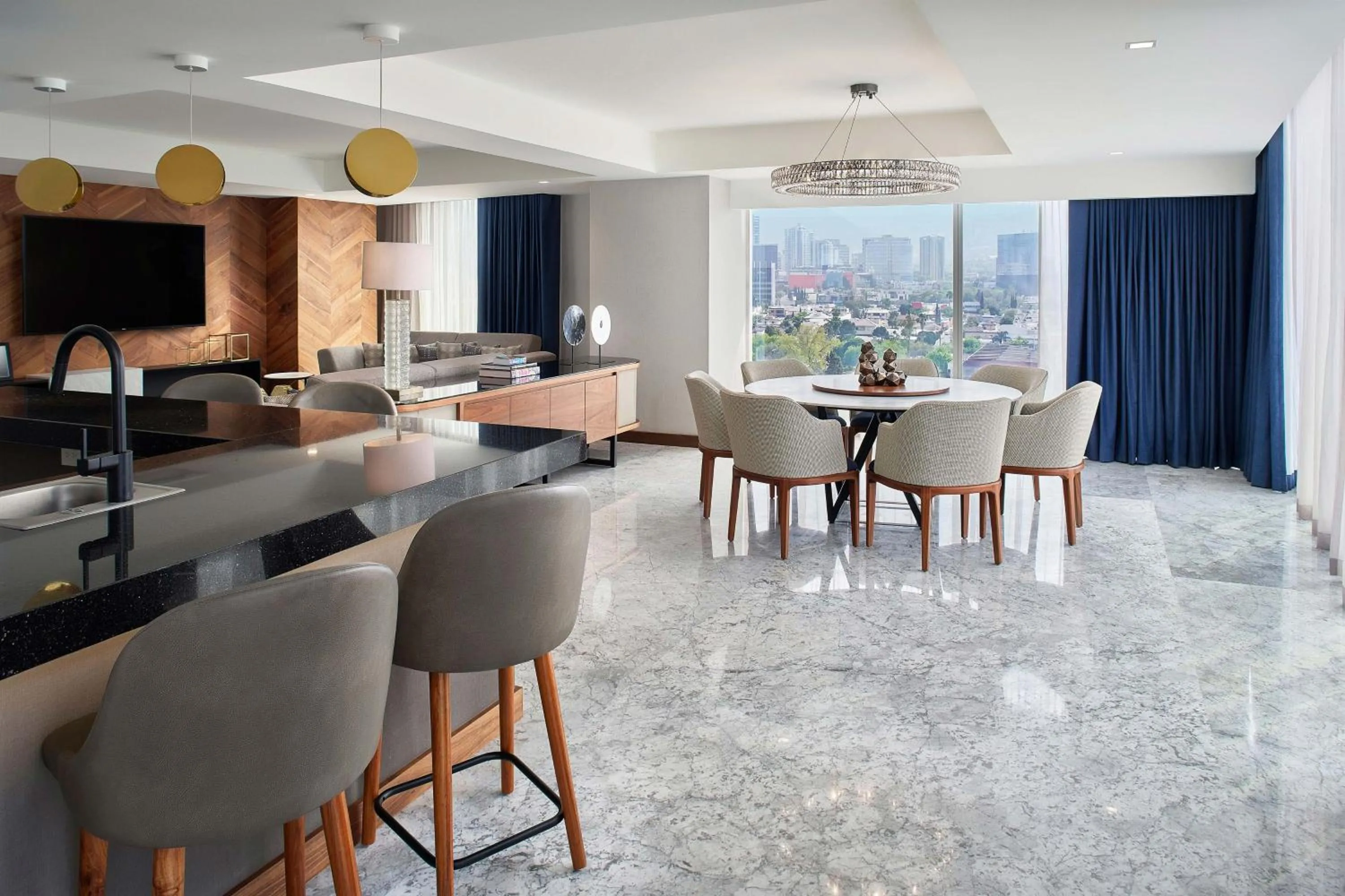 Photo of the whole room in The Westin Monterrey Valle