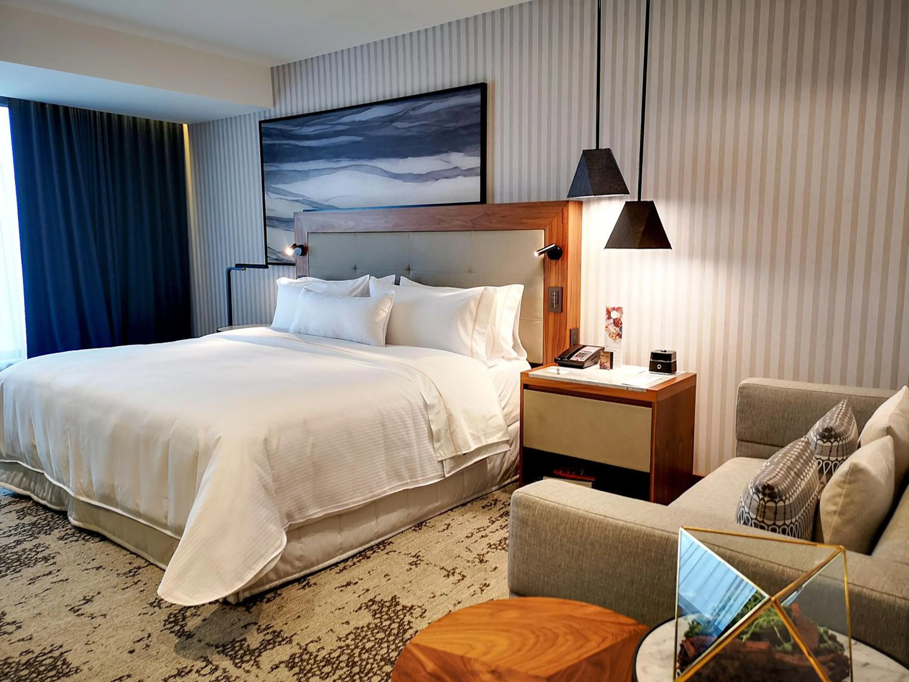 Bed in The Westin Monterrey Valle