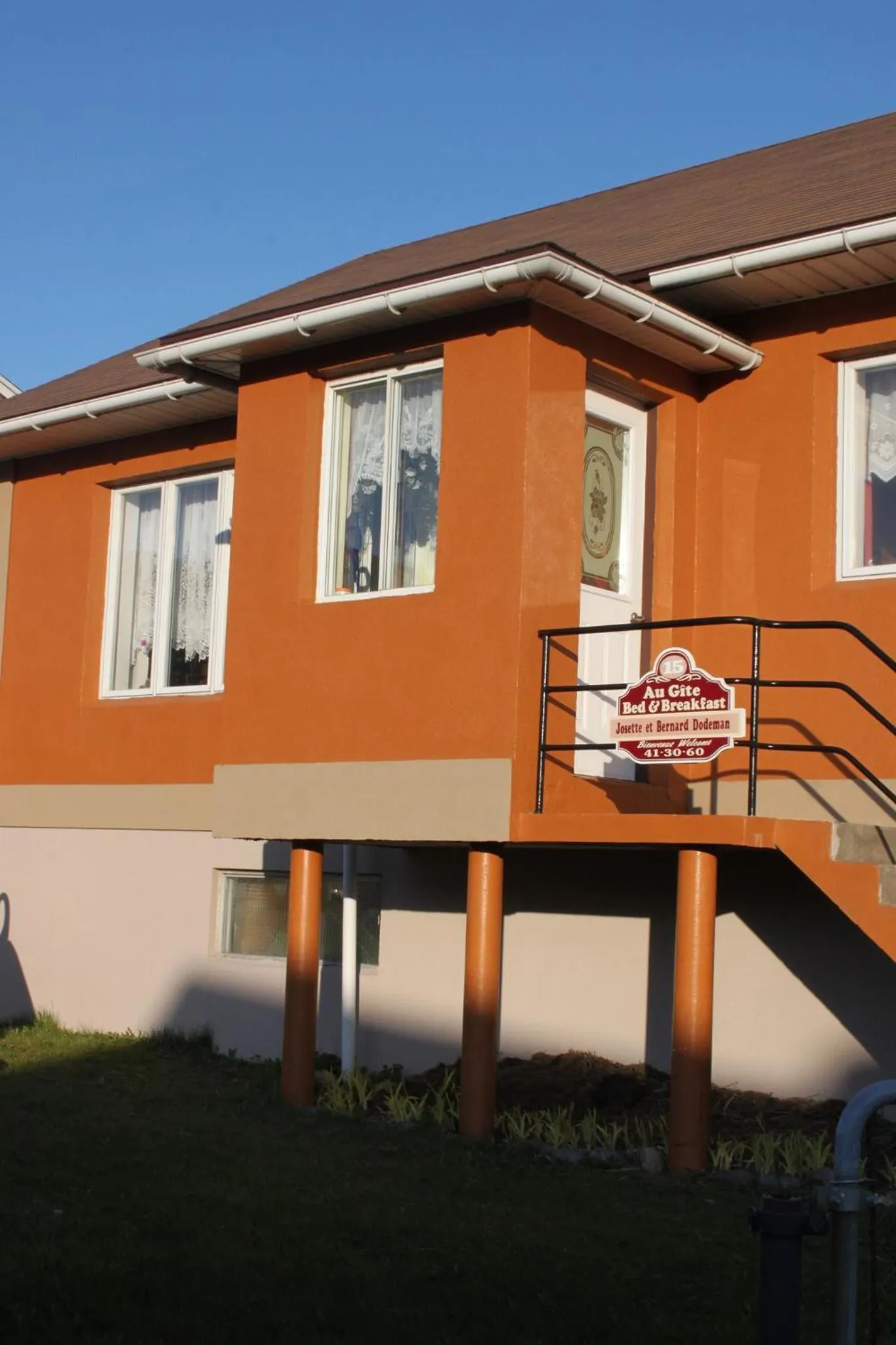 Facade/entrance in Pension B&B Dodeman