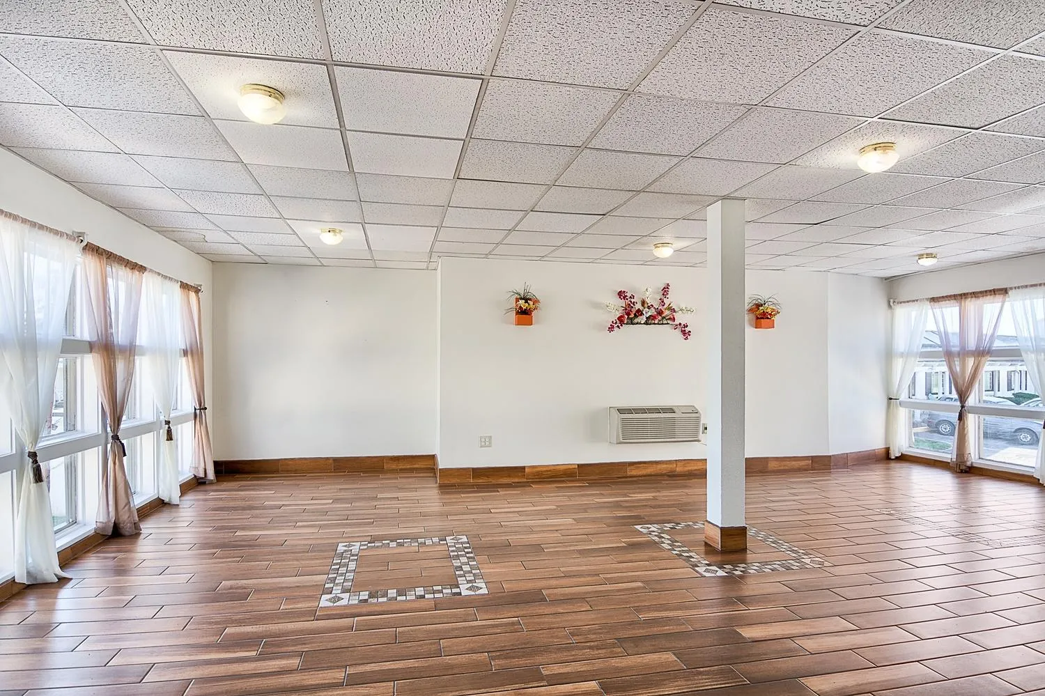 Lobby or reception in Motel 6-Harrisonburg, VA - South