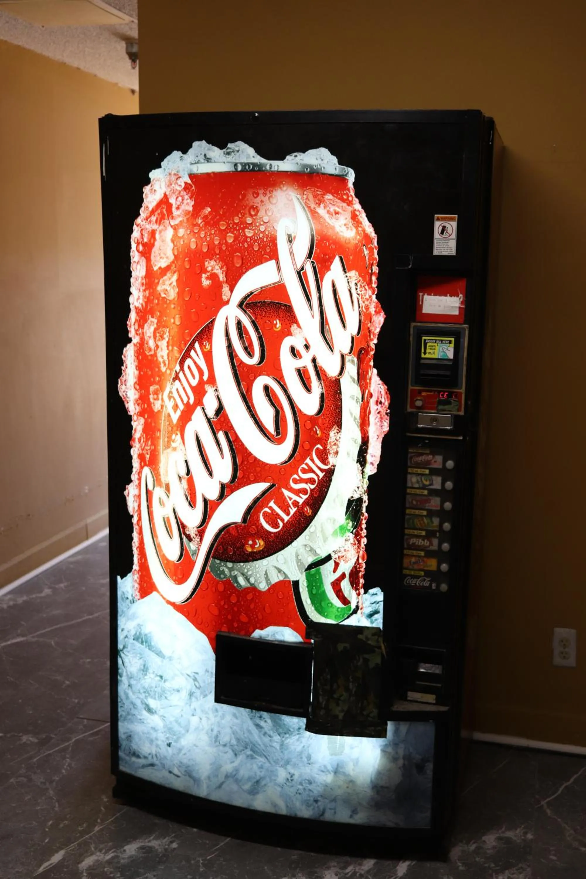 vending machine in Woodstream Inn