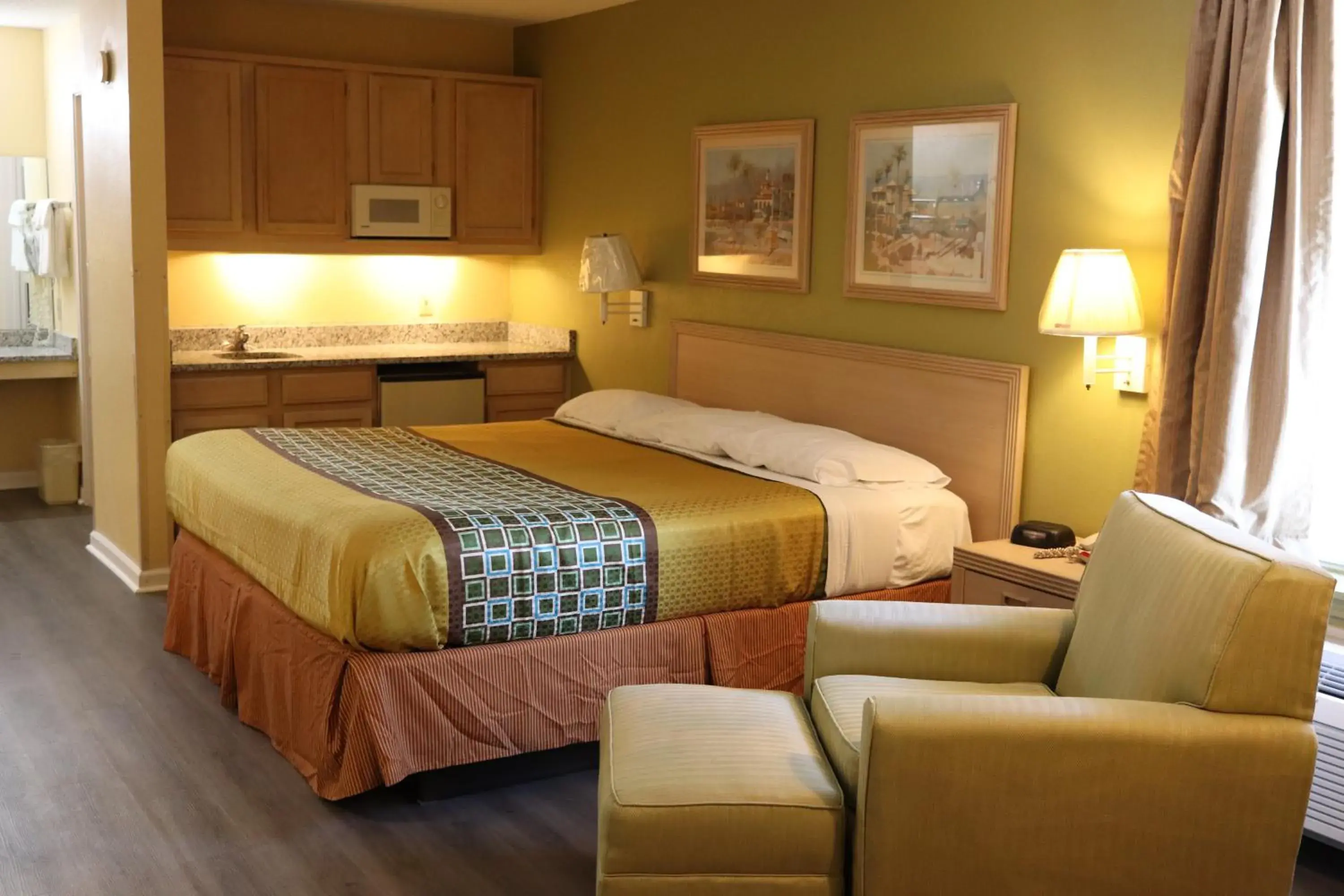 Deluxe Single Room - single occupancy in Woodstream Inn Deluxe Single Room - single occupancy in Woodstream Inn