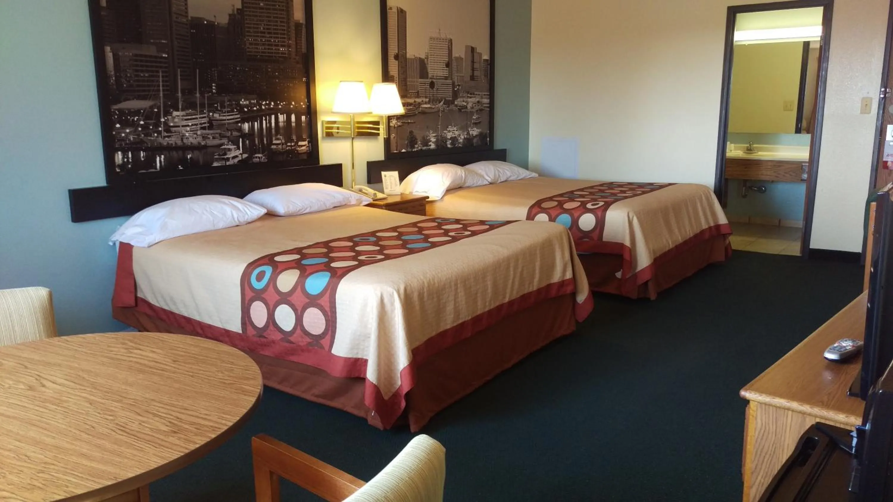 Bed in Super 8 by Wyndham Thurmont