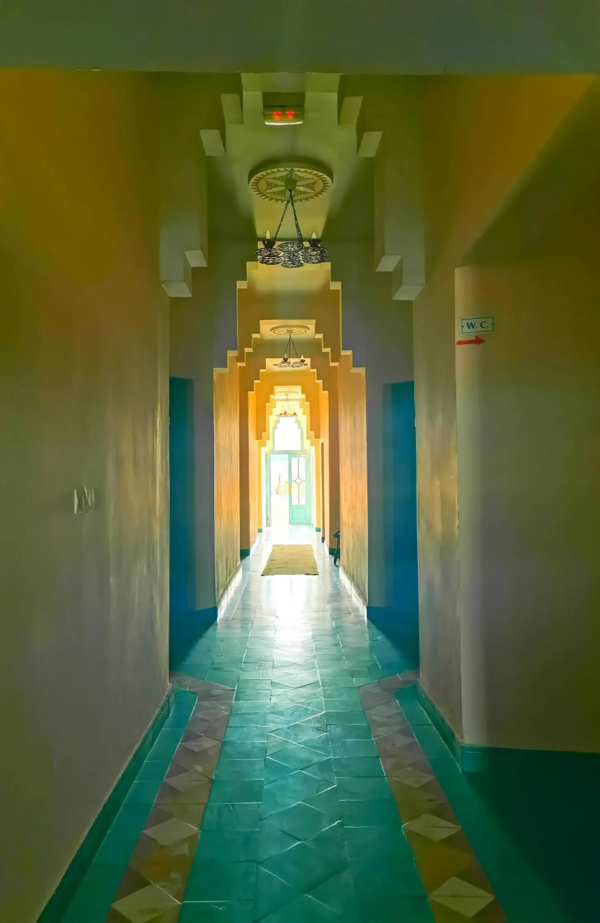 Facade/entrance in Hôtel Auberge du Littoral