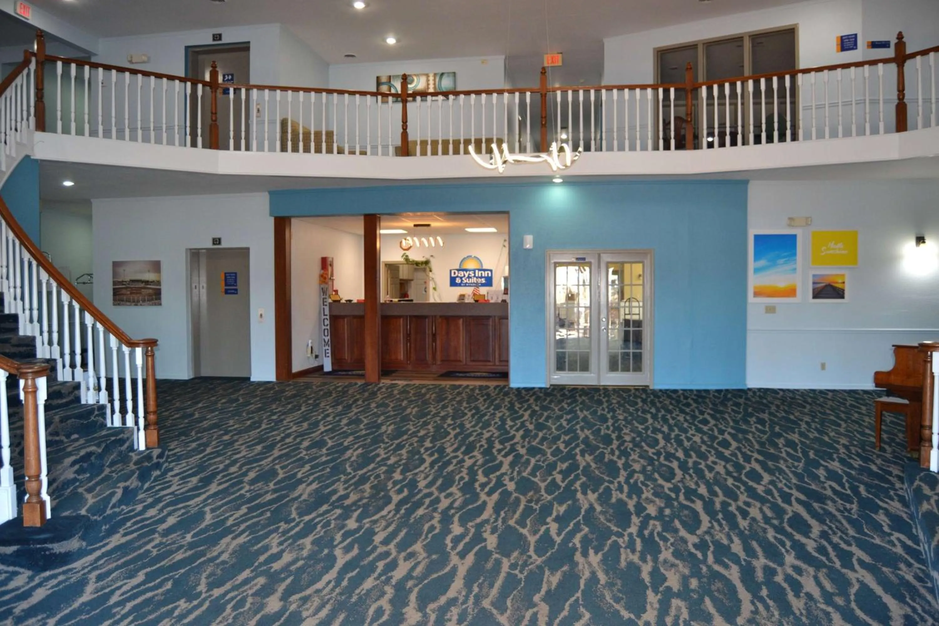 Lobby or reception in Days Inn and Suites by Wyndham Sikeston