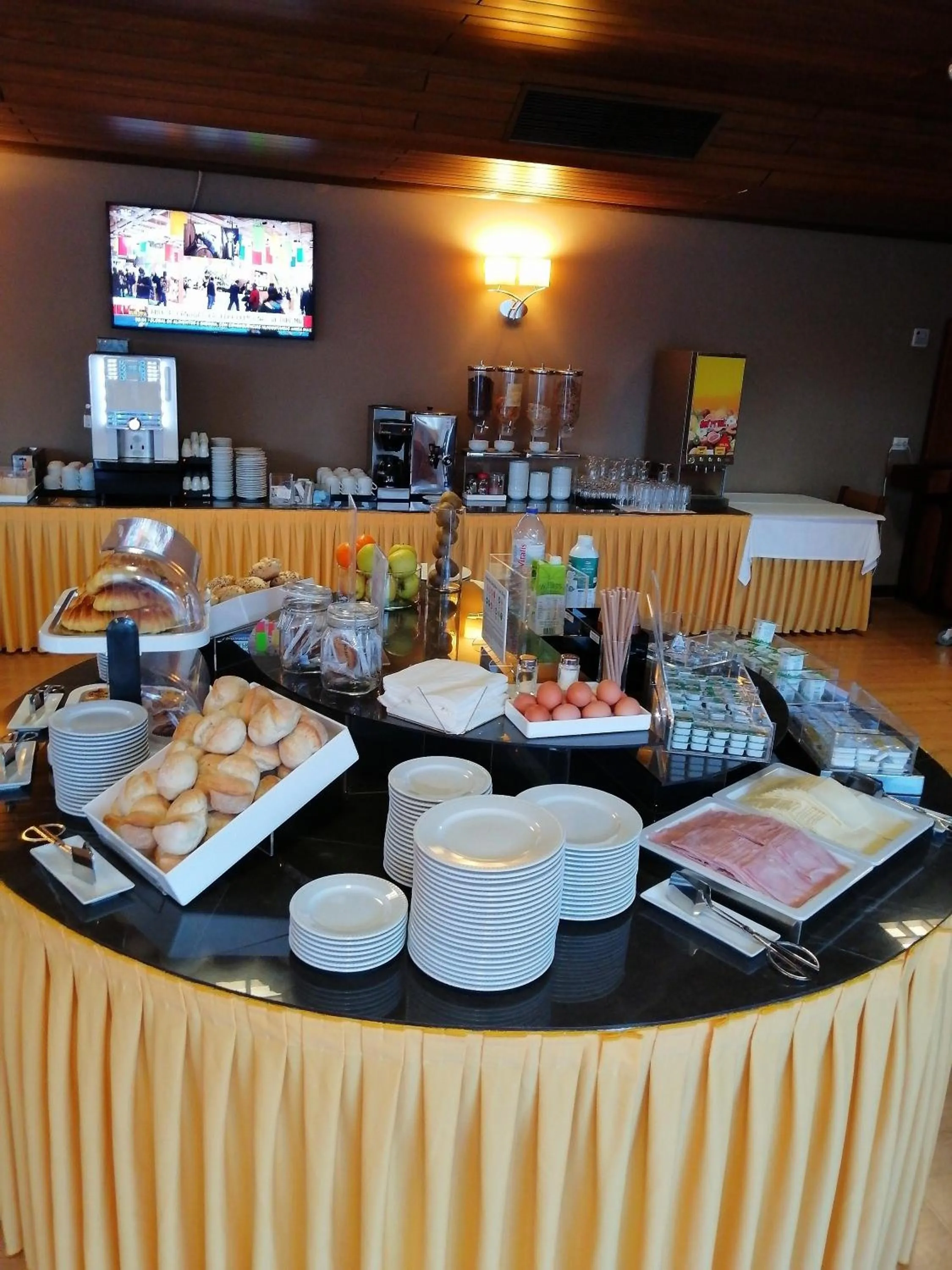Continental breakfast in Hotel Vianorte