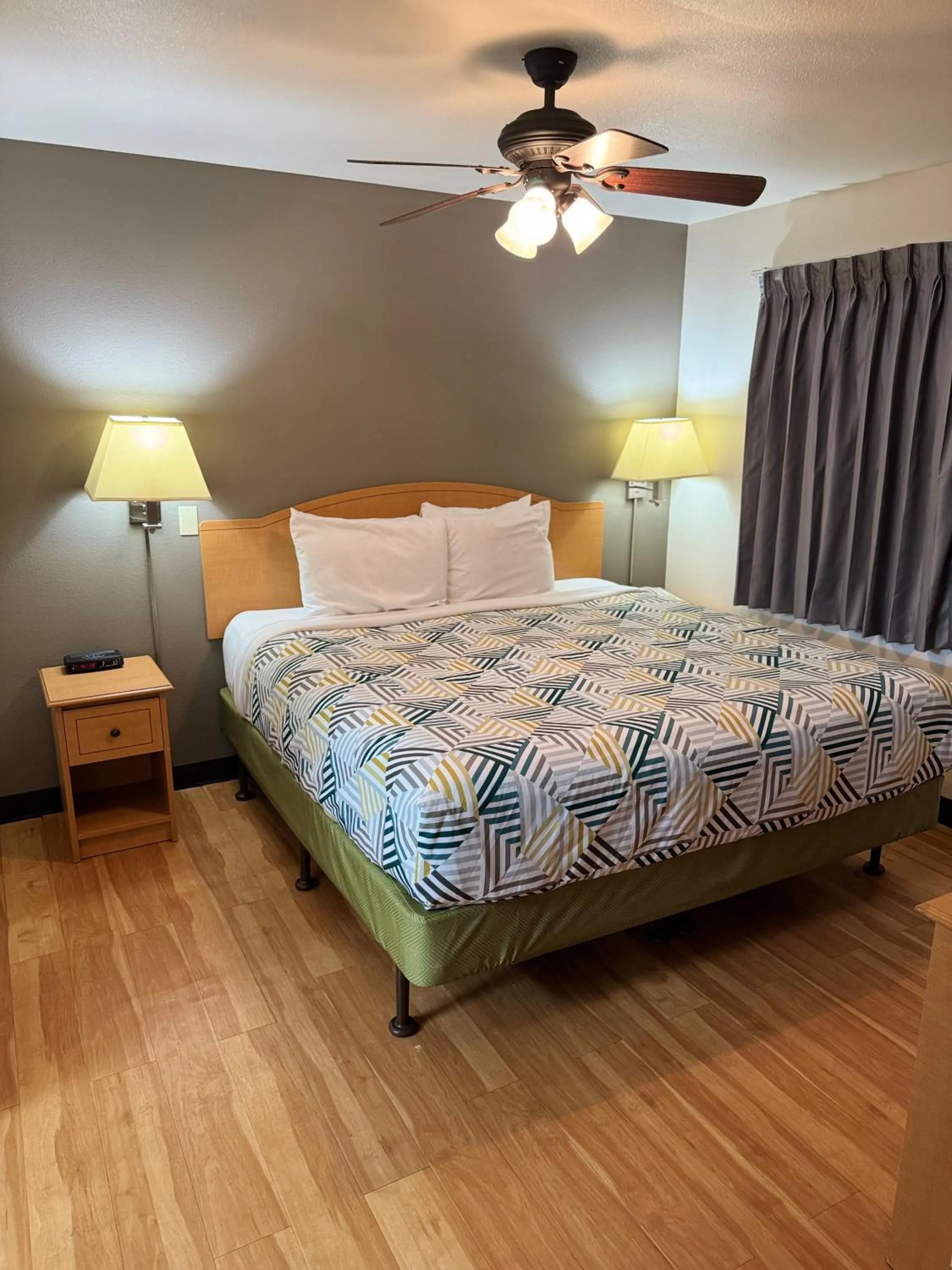Bed in Blue Bonnet Suites -Lubbock, TX - Medical Center