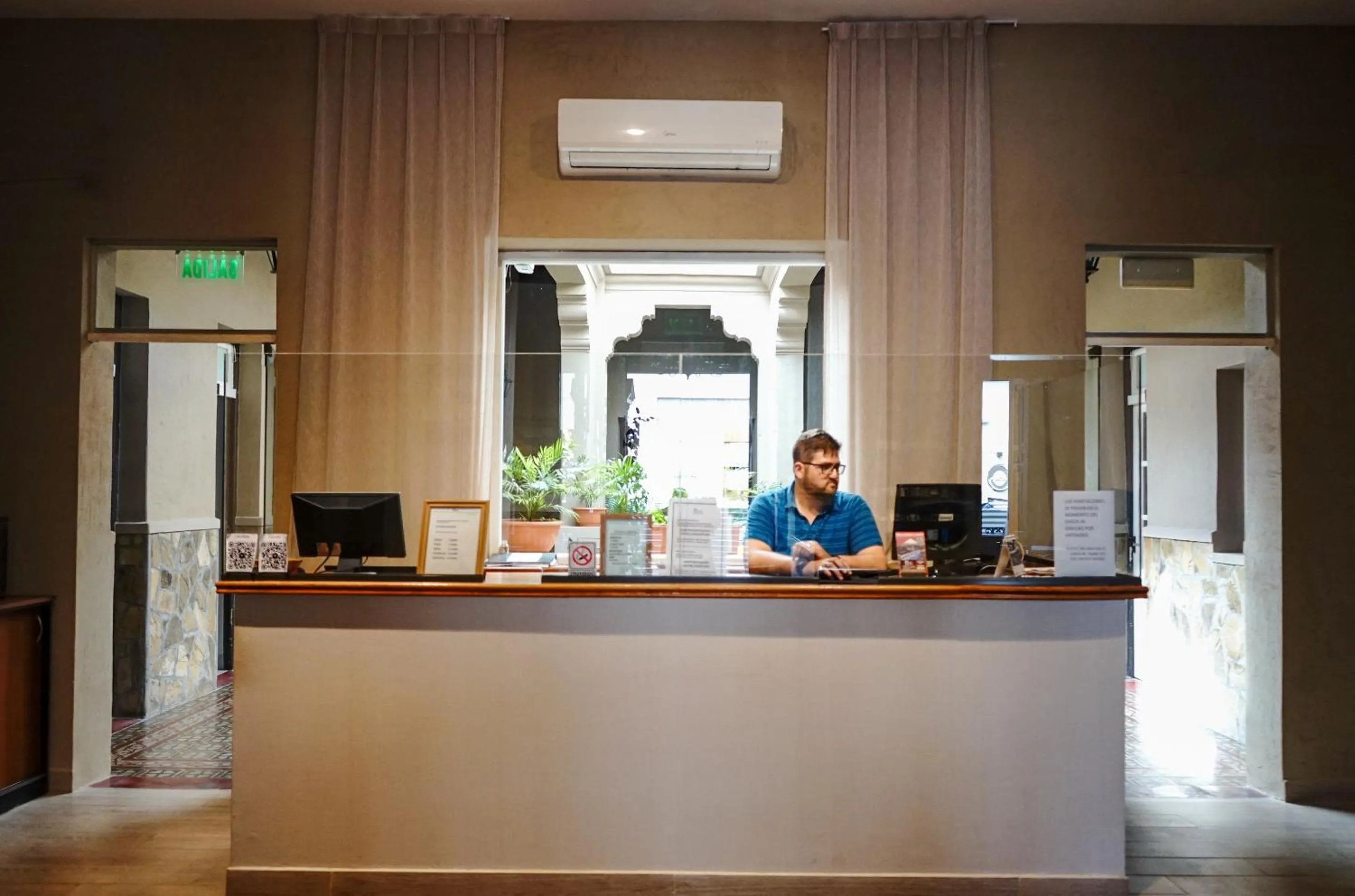 Lobby or reception in Hotel de la Linda