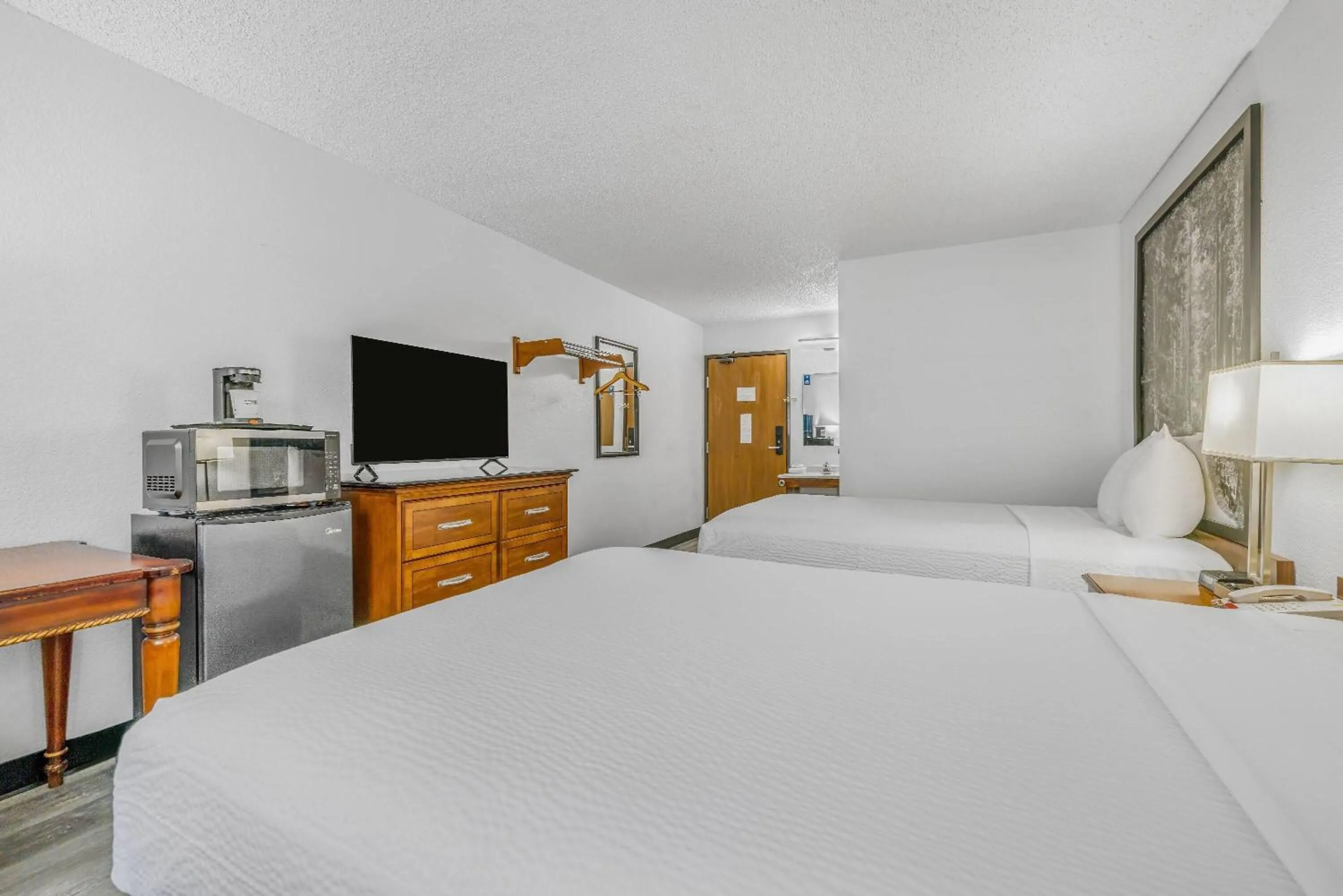 Bed in Super 8 by Wyndham Arcata