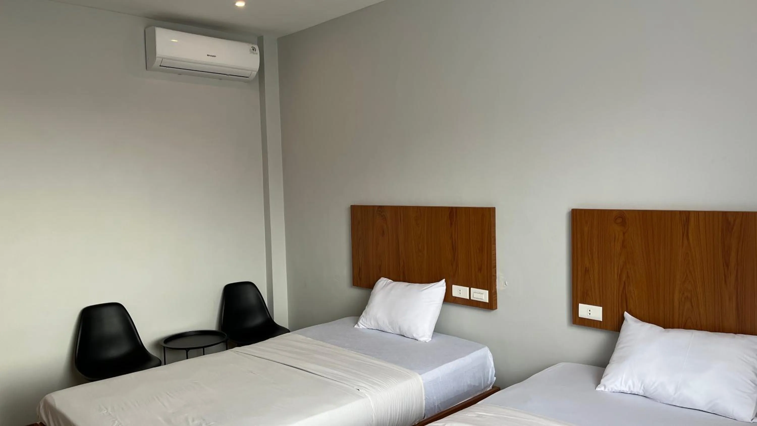 Bedroom in RedDoorz @ Jalan Diponegoro Lampung