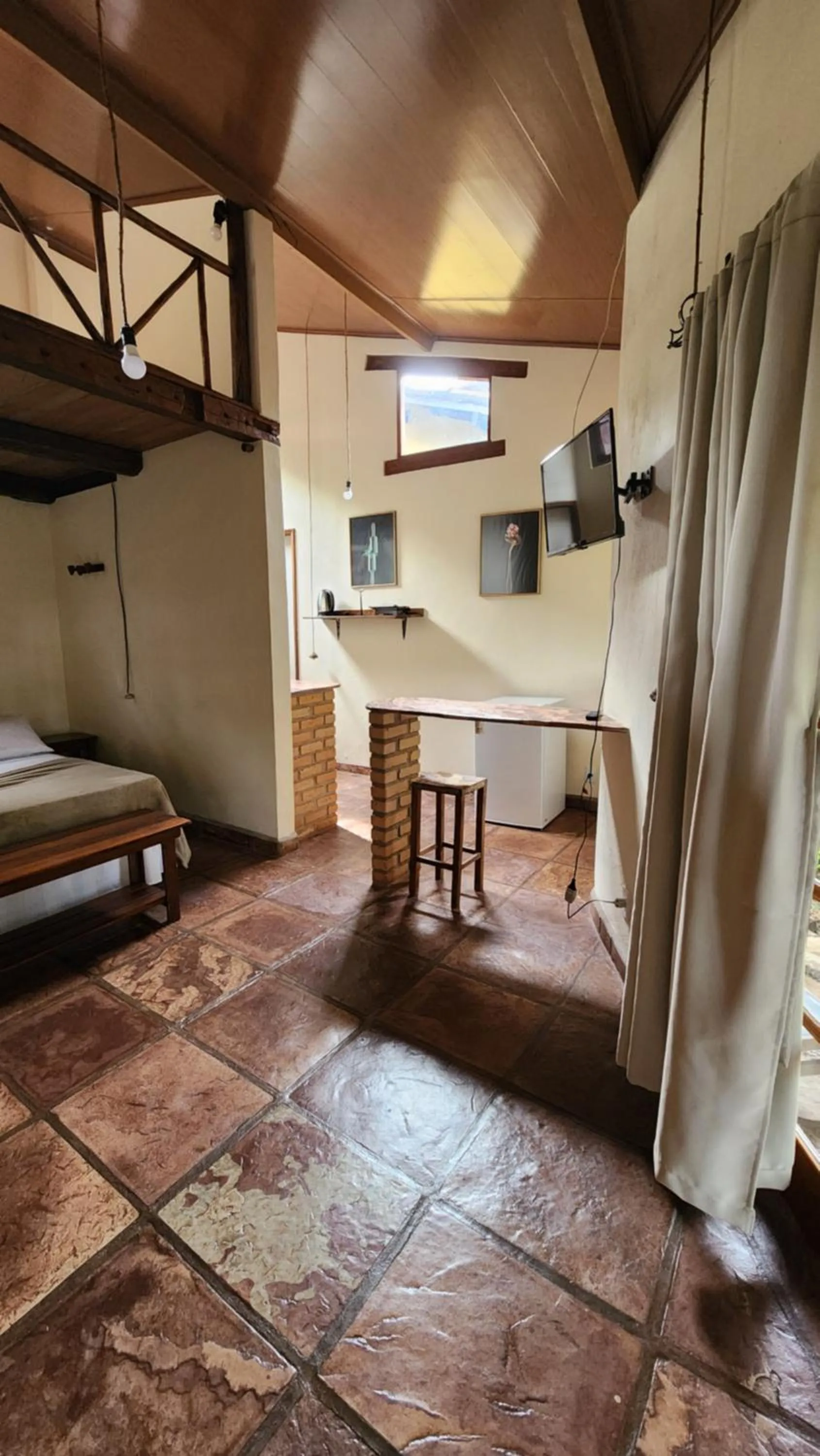 Kitchen or kitchenette, Bed in Pousada Alto do Cajueiro