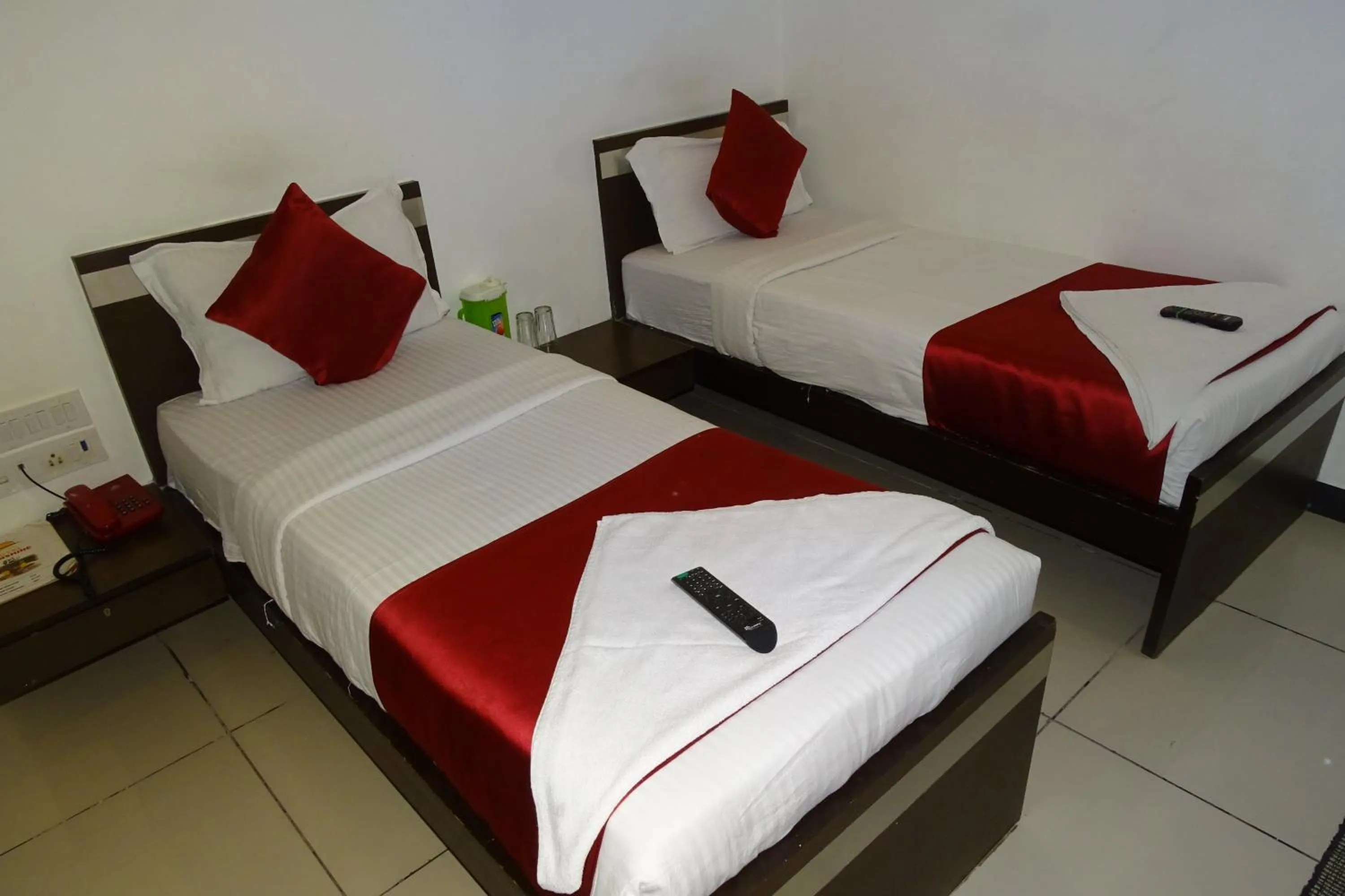 Bed in Hotel Sunshine Airport