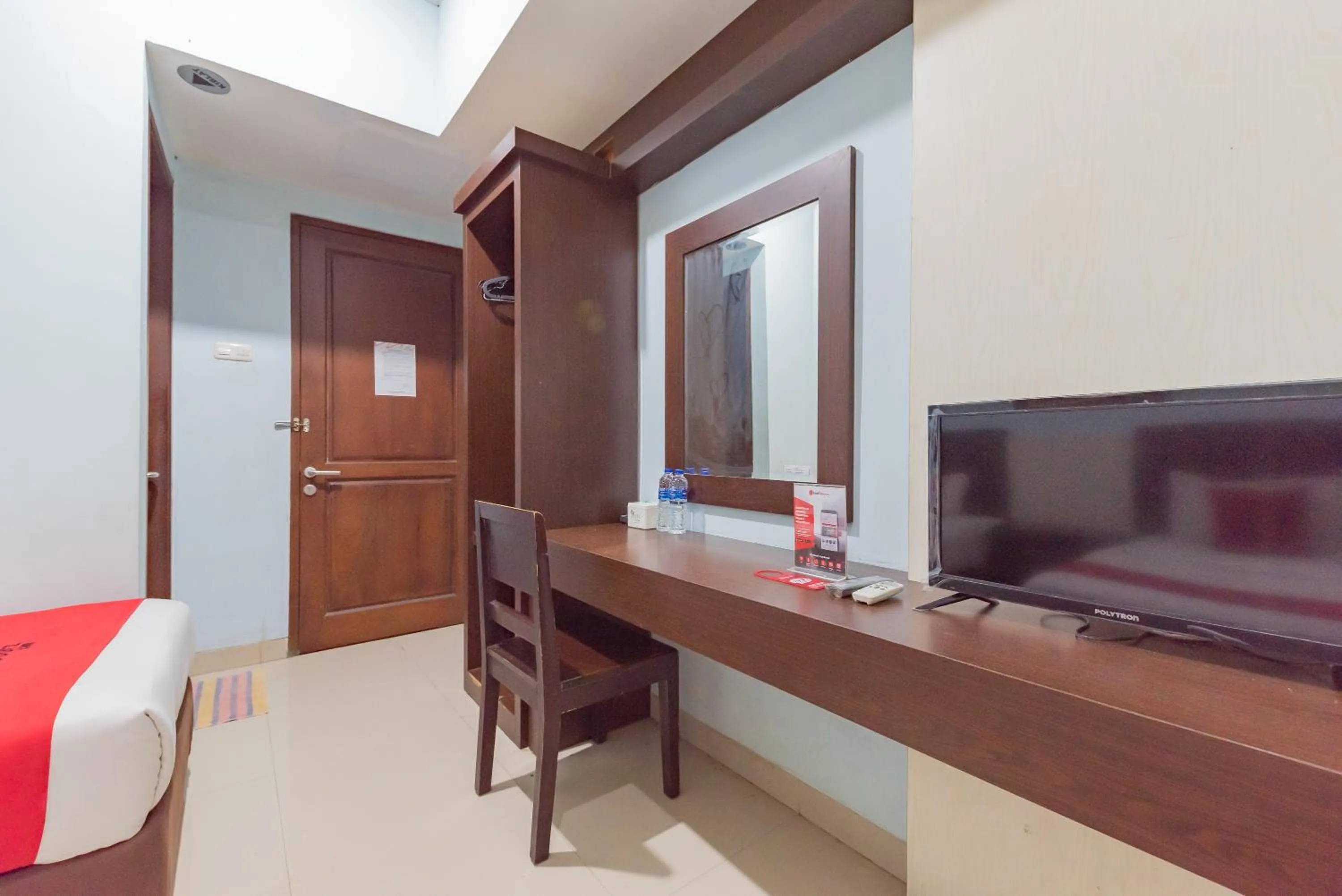 Bedroom in RedDoorz at La Mega near Pasar Pagi Cirebon