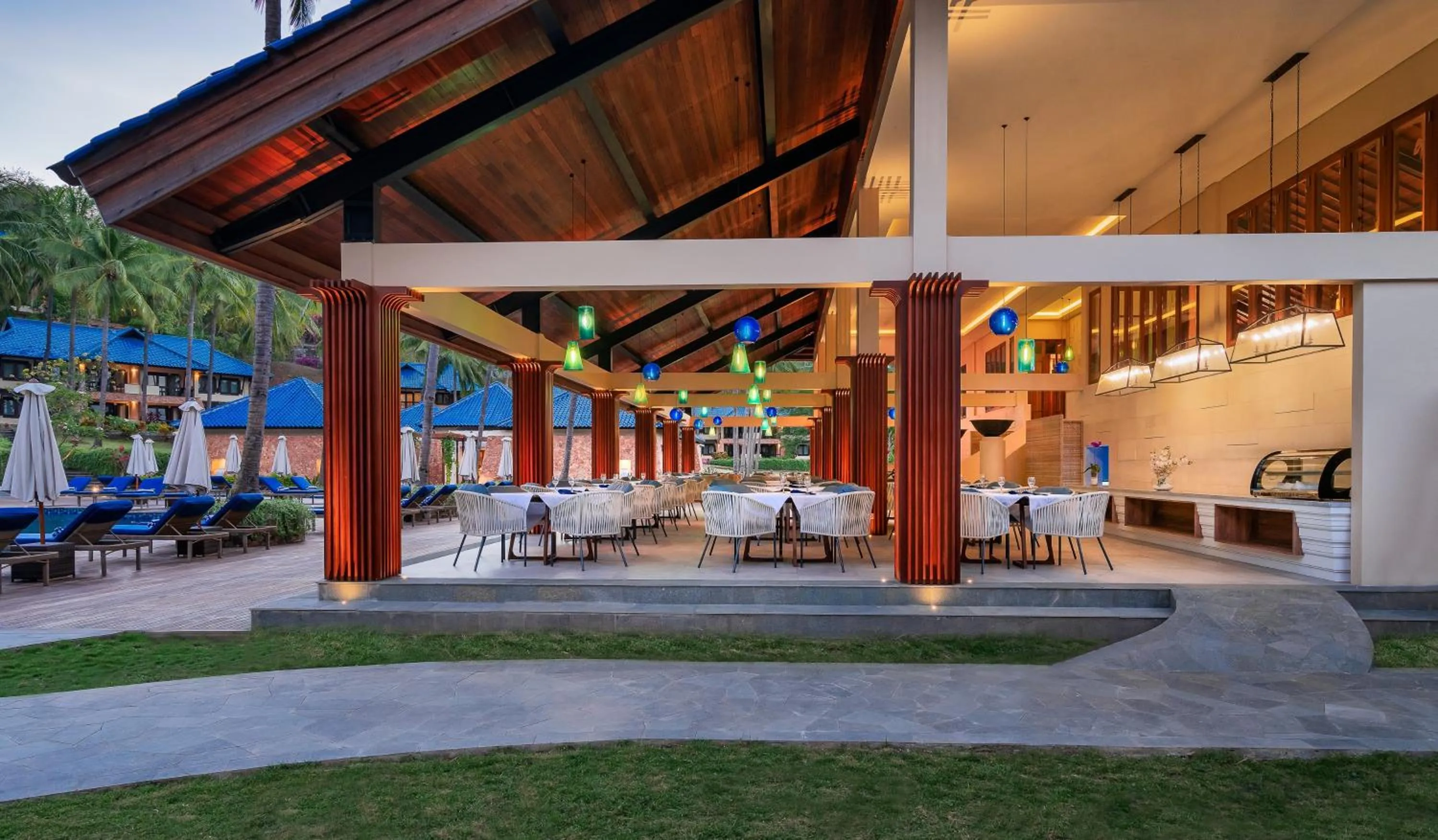 Restaurant/places to eat in Sundancer Residences and Villas Lombok