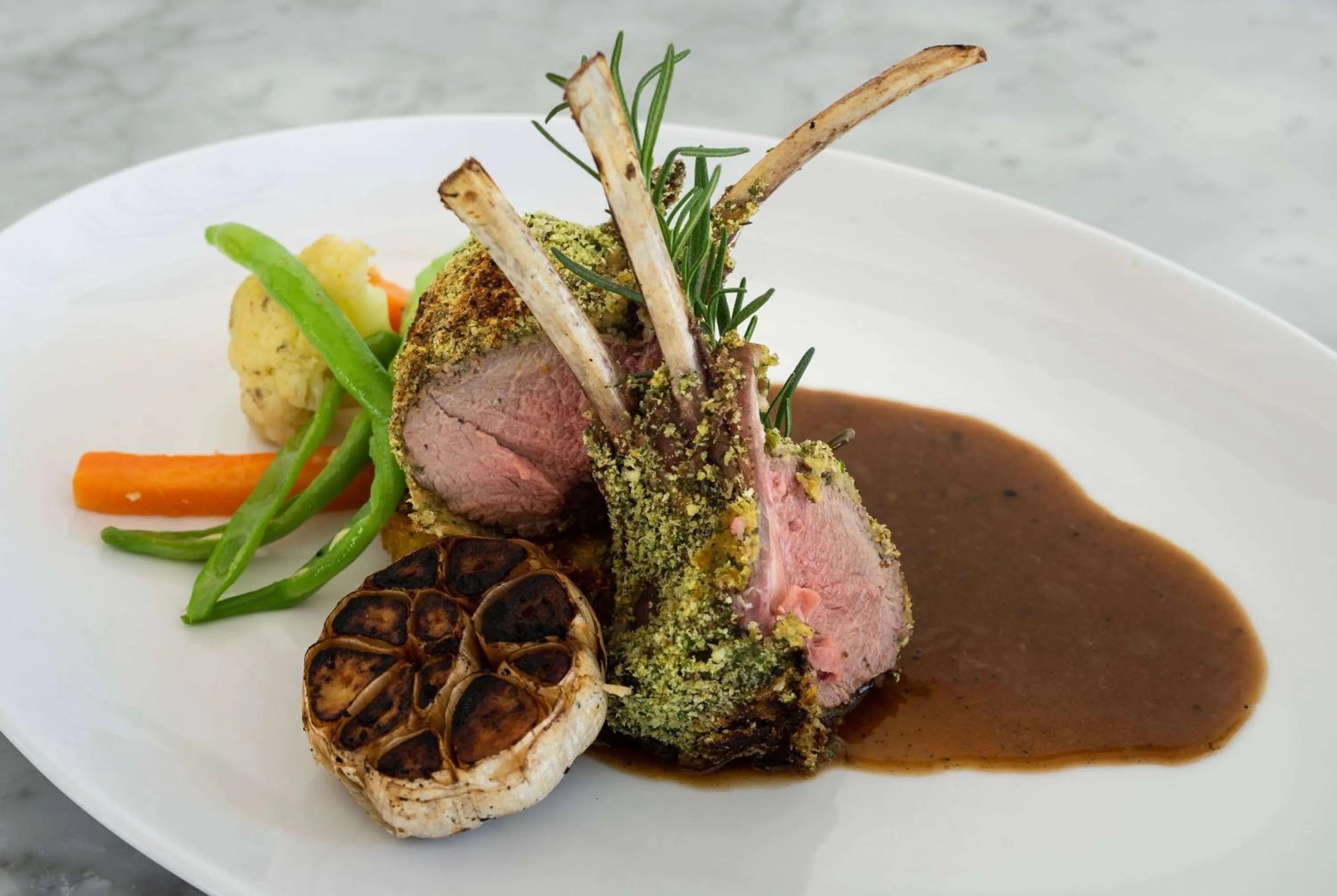 Restaurant/places to eat in Sundancer Residences and Villas Lombok