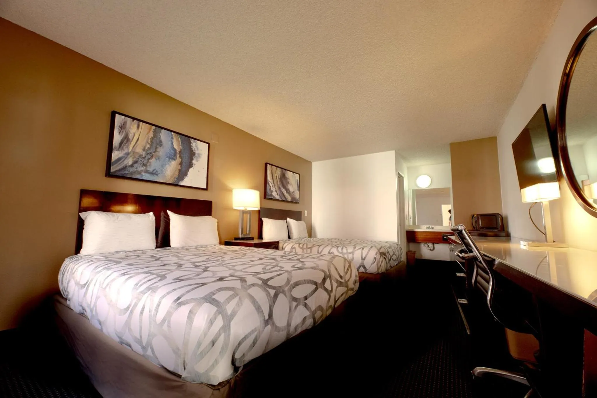 Bed in National 9 Inn