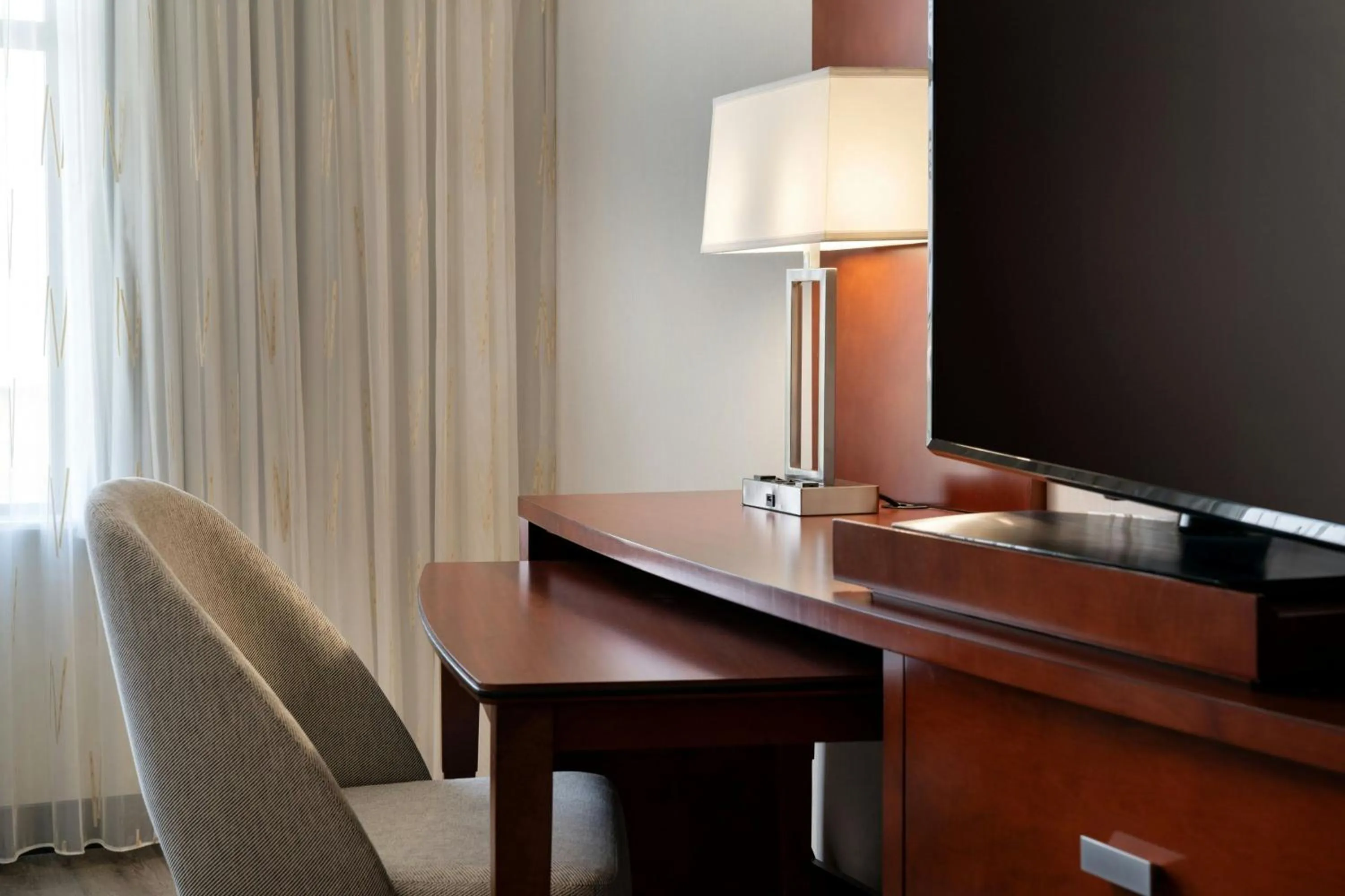 Photo of the whole room in Courtyard by Marriott Scottsdale Salt River