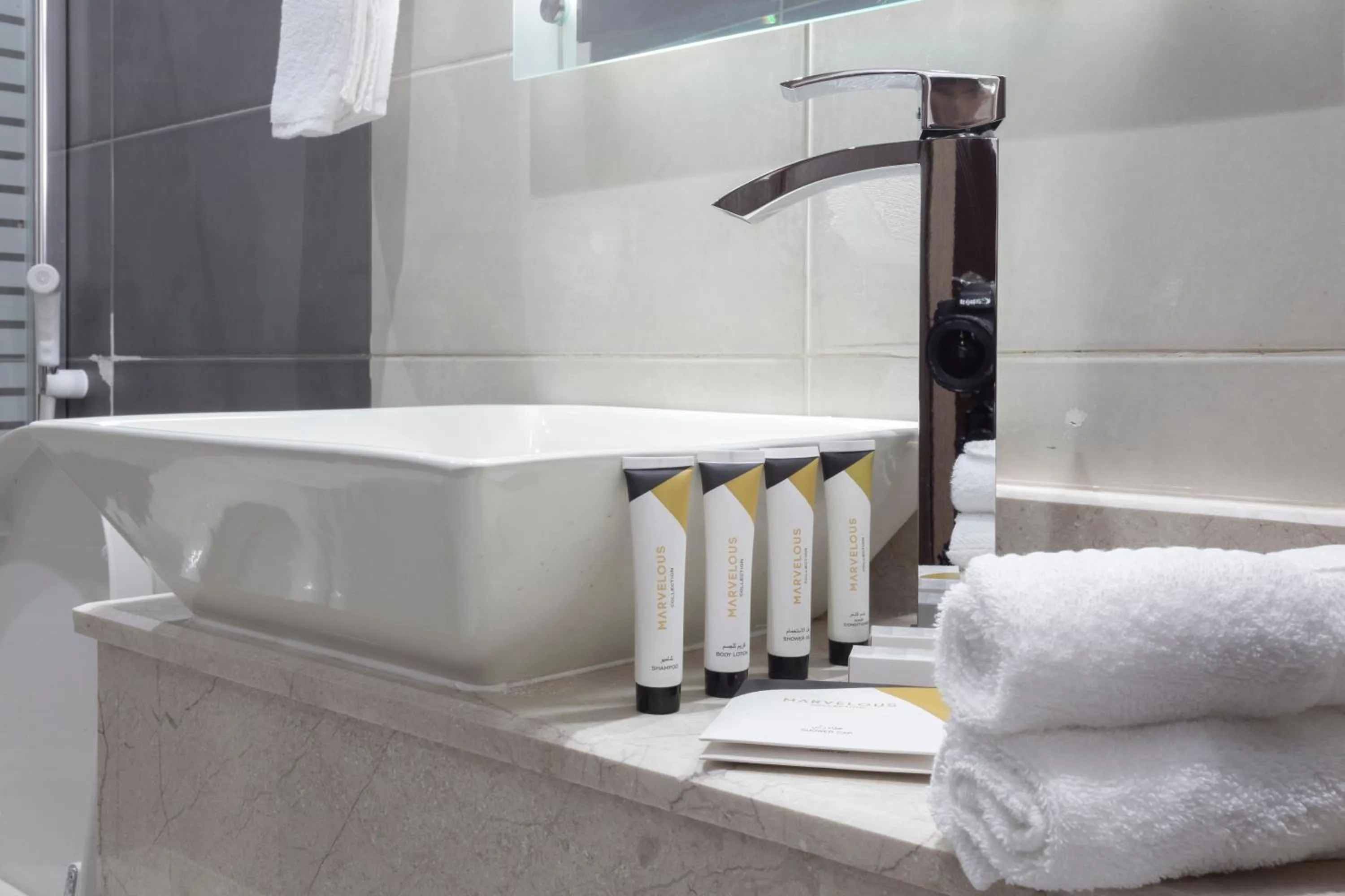 Bathroom in Dior Inn serviced apartments