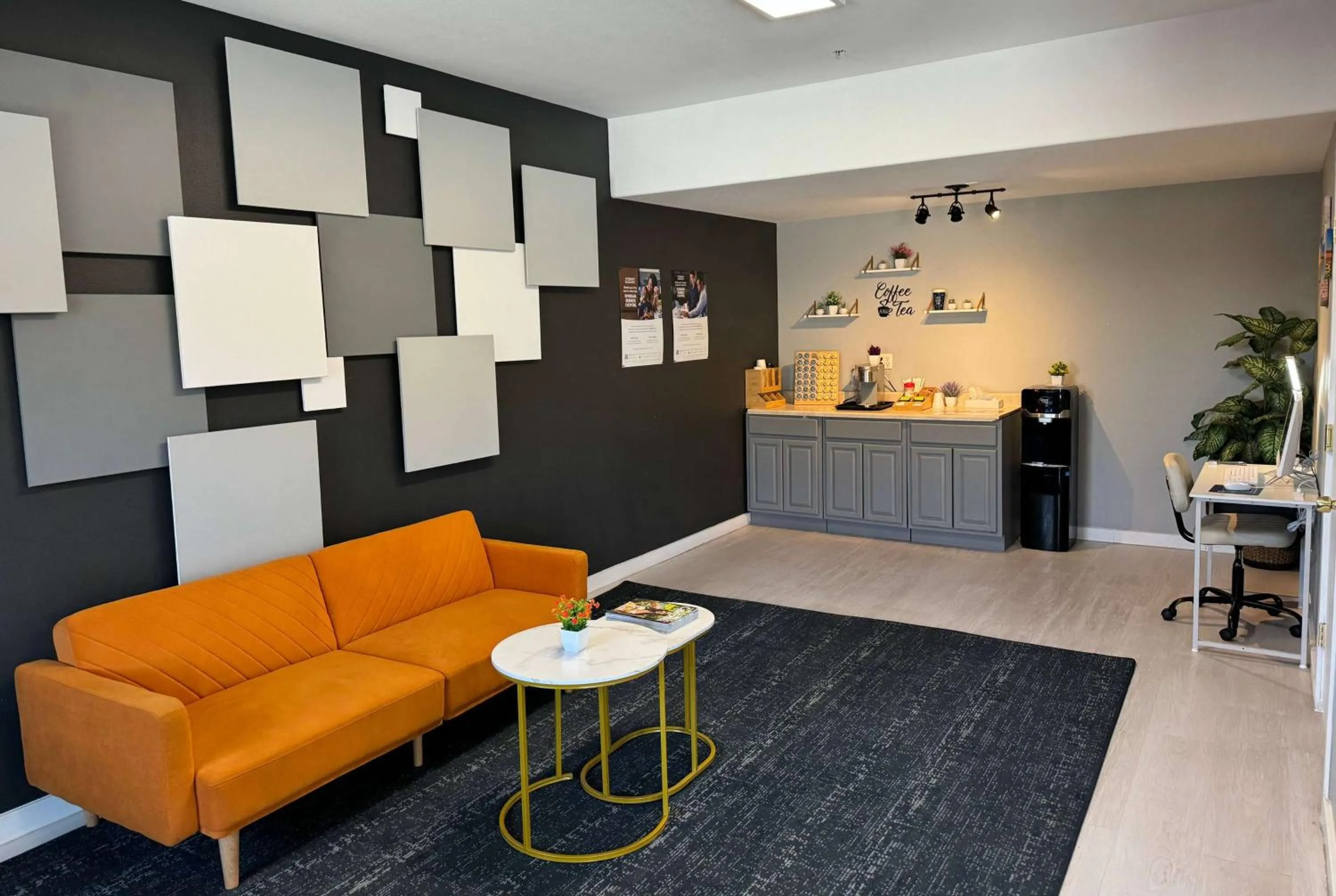 Lobby or reception in Baymont by Wyndham Ridgecrest