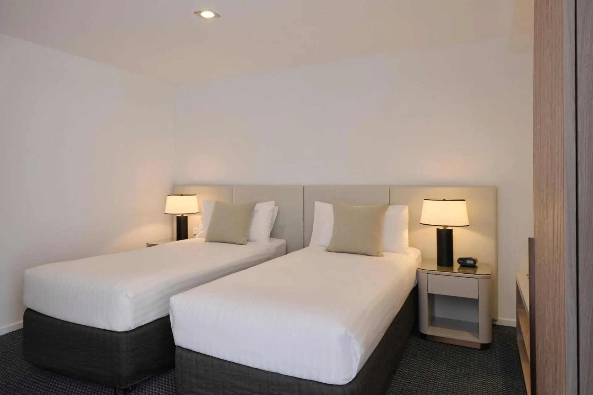 Bedroom, Bed in RACV Hobart Hotel