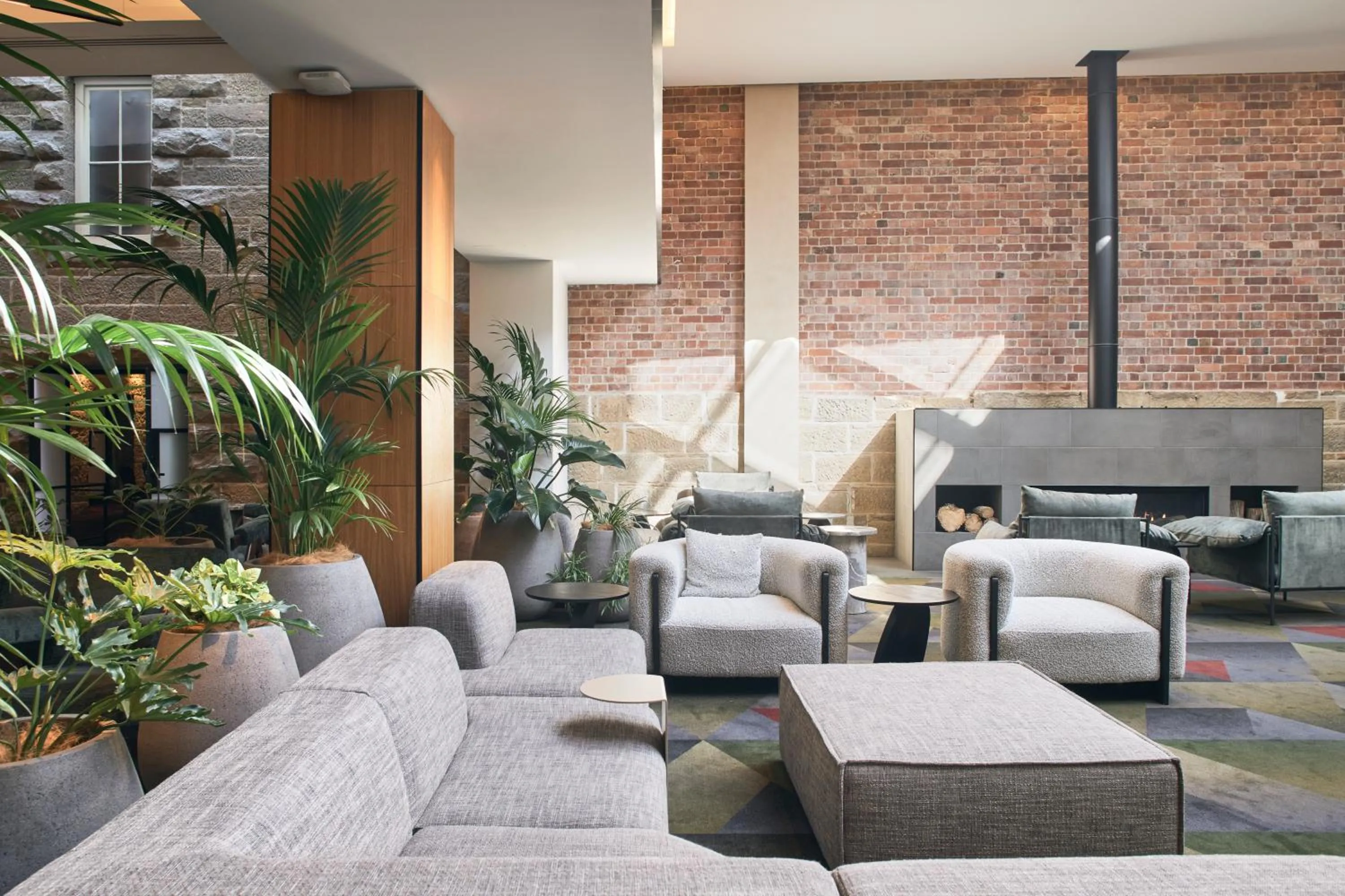 Lounge or bar in RACV Hobart Hotel