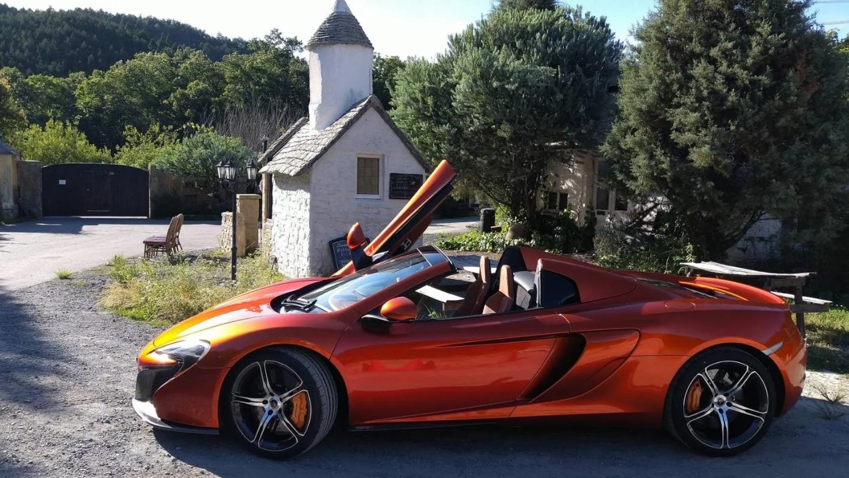 Day in Dreamton Village