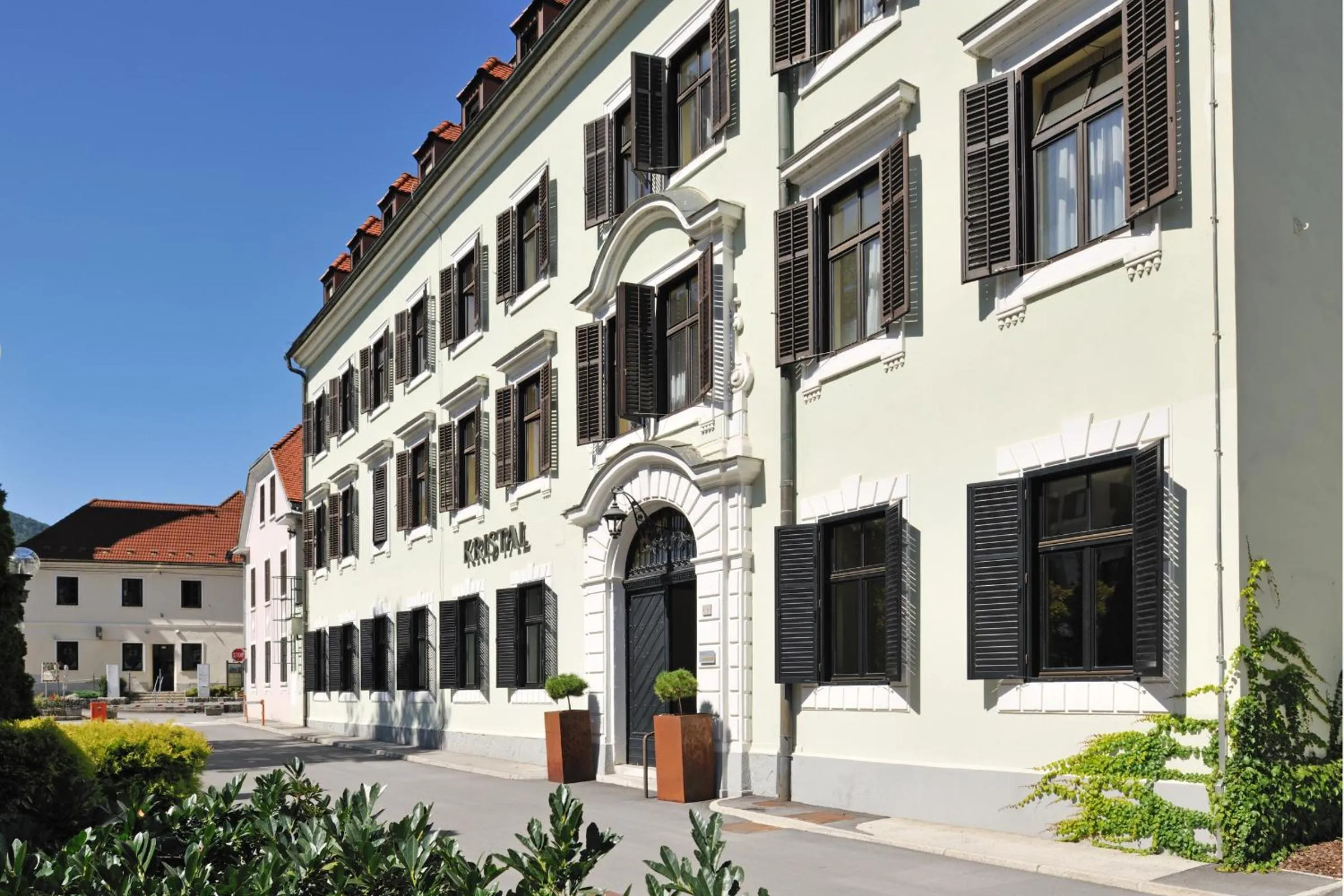 Facade/entrance in Hotel Kristal - Terme Krka
